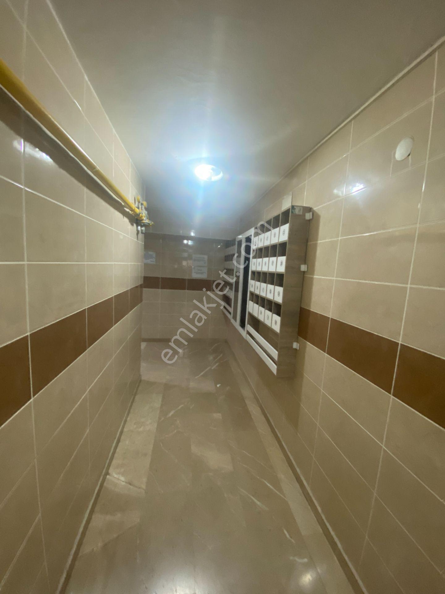 Sivas A.r.s. Den Huzur Mahallesinde Masrafsız Kiralık 3+1 Daire - Görsel 9