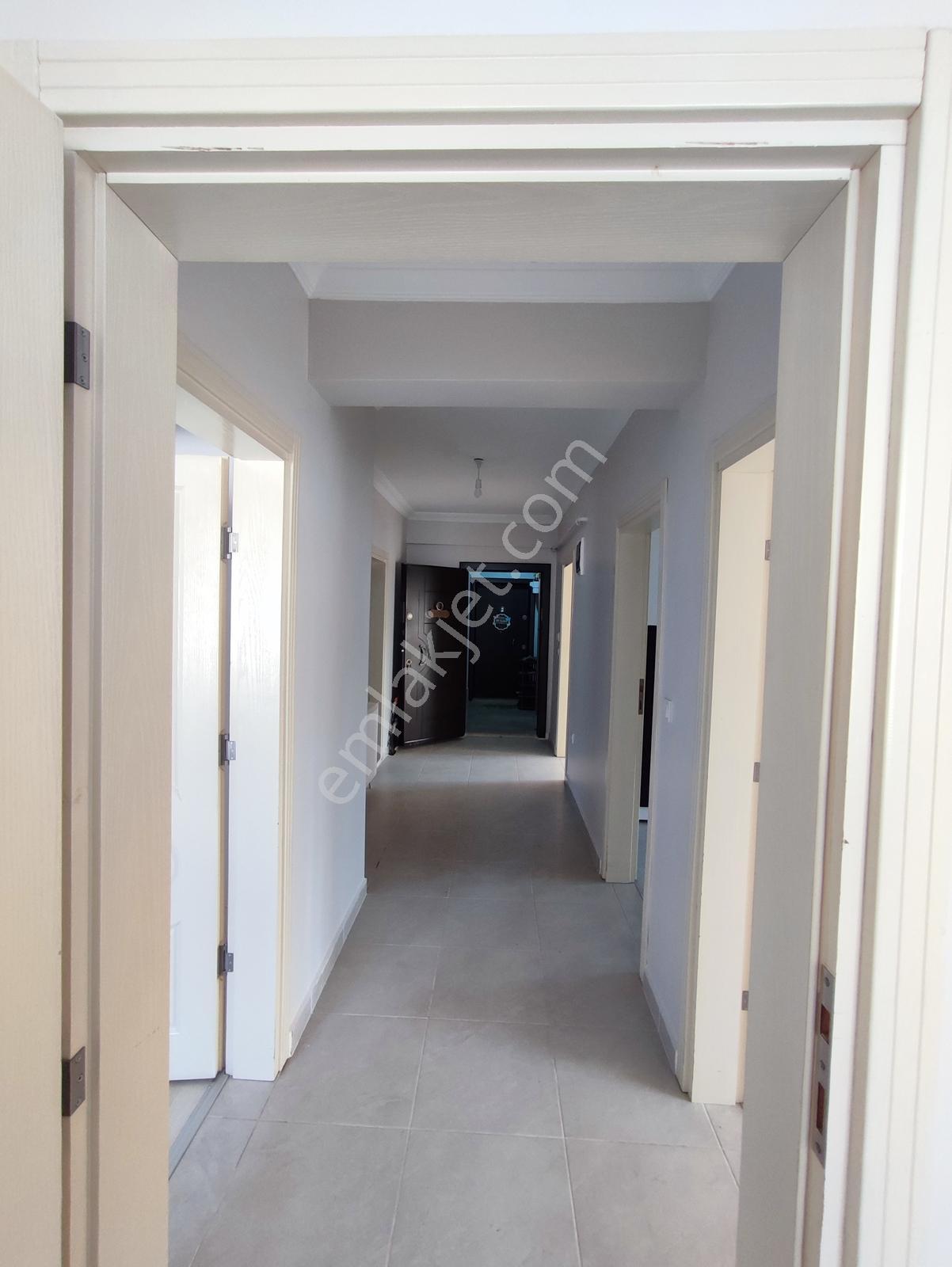 Meslek Yüksekokulu Yanında Satılık 3+1 Daire / 140 M2 - Görsel 35