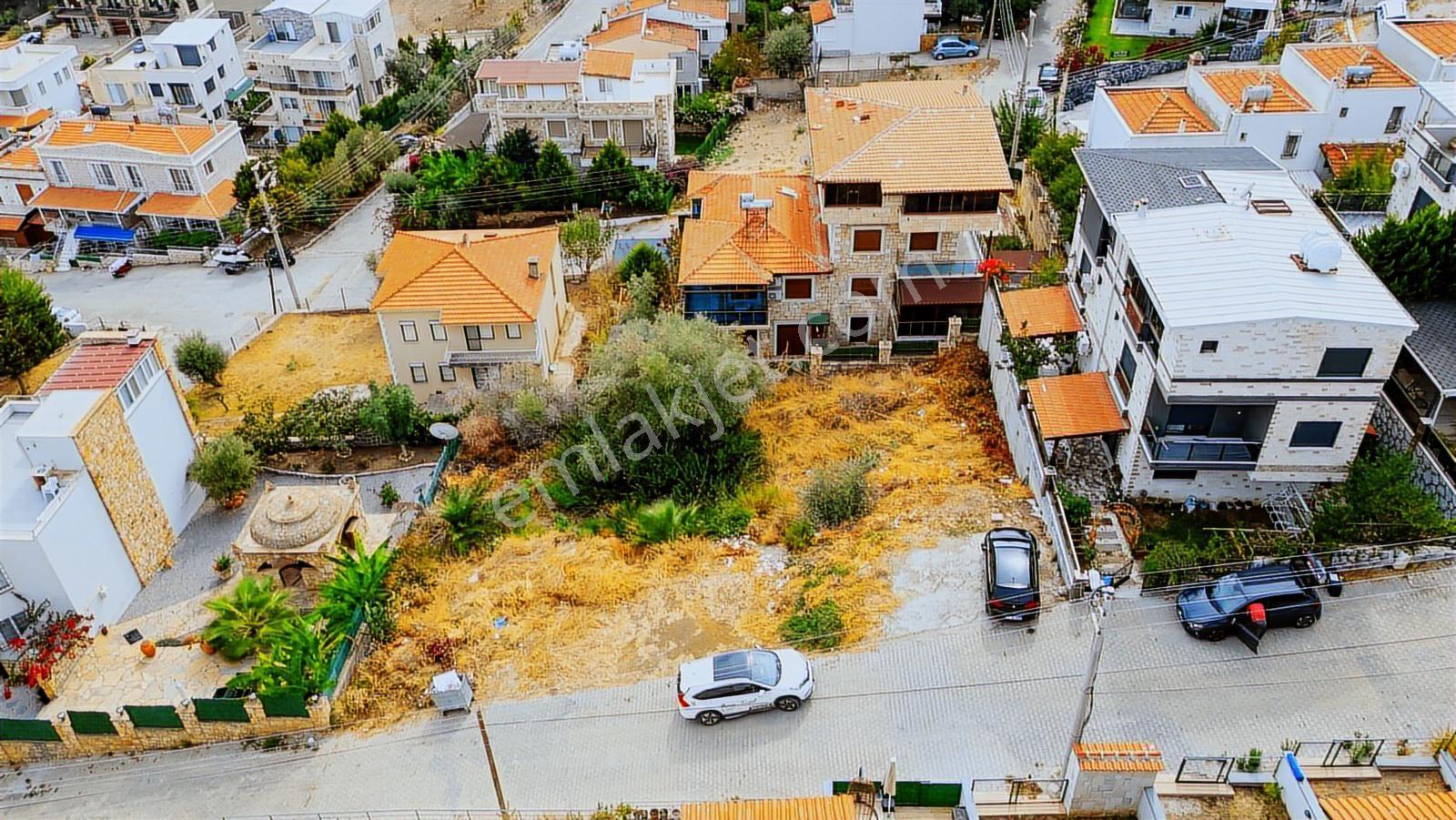 Yenifoça Burunucu'nda Deniz Manzaralı Satılık Villa Arsası - Görsel 24