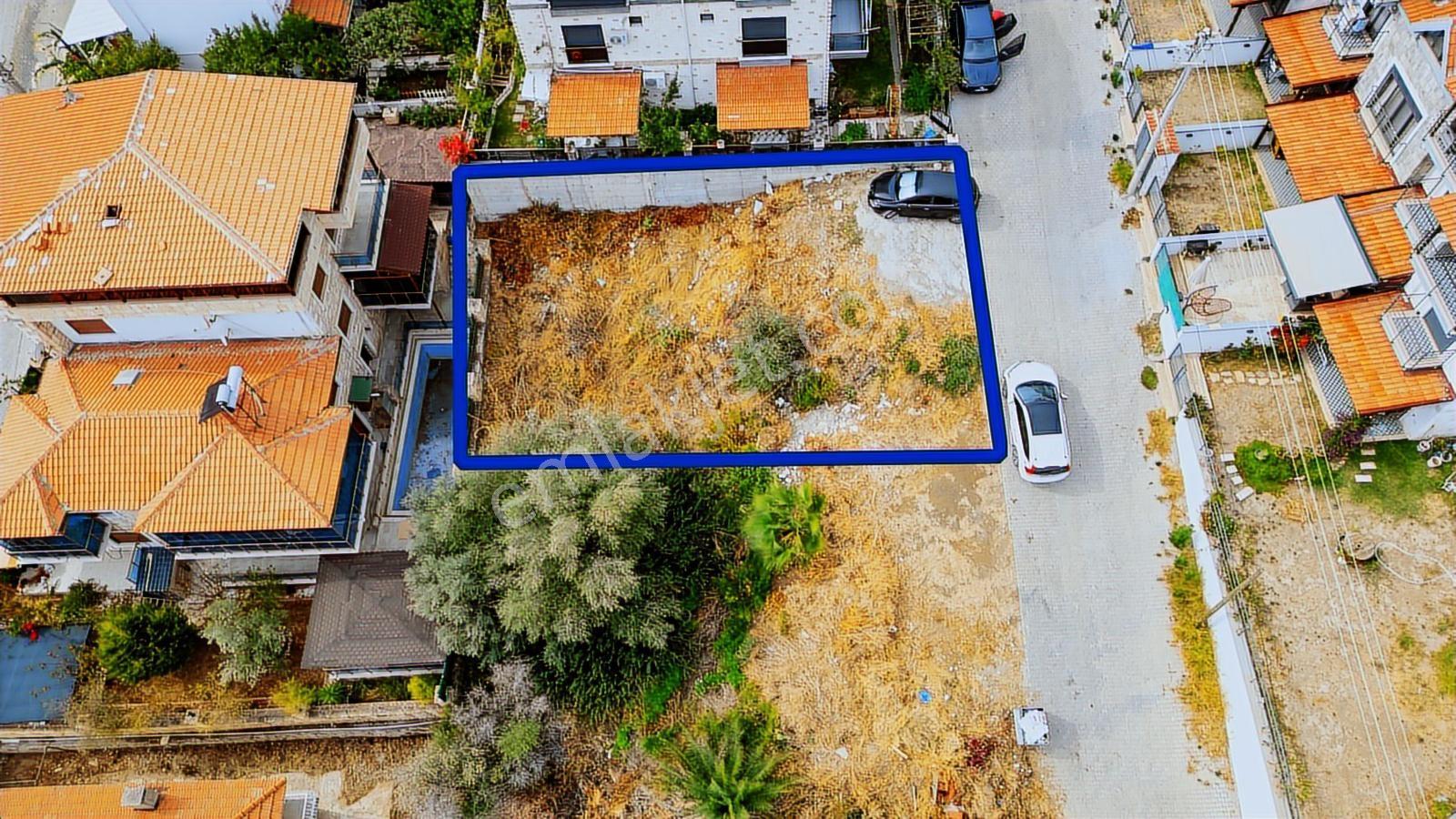 Yenifoça Burunucu'nda Deniz Manzaralı Satılık Villa Arsası - Görsel 2