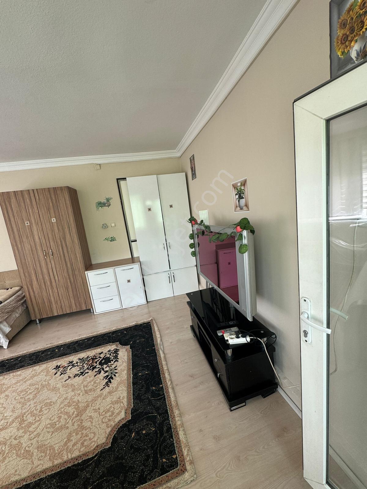 Kent Meydanı'nda Eşyalı Daire 1+1 Cadde Üzeri Merkezi Konum - Görsel 9