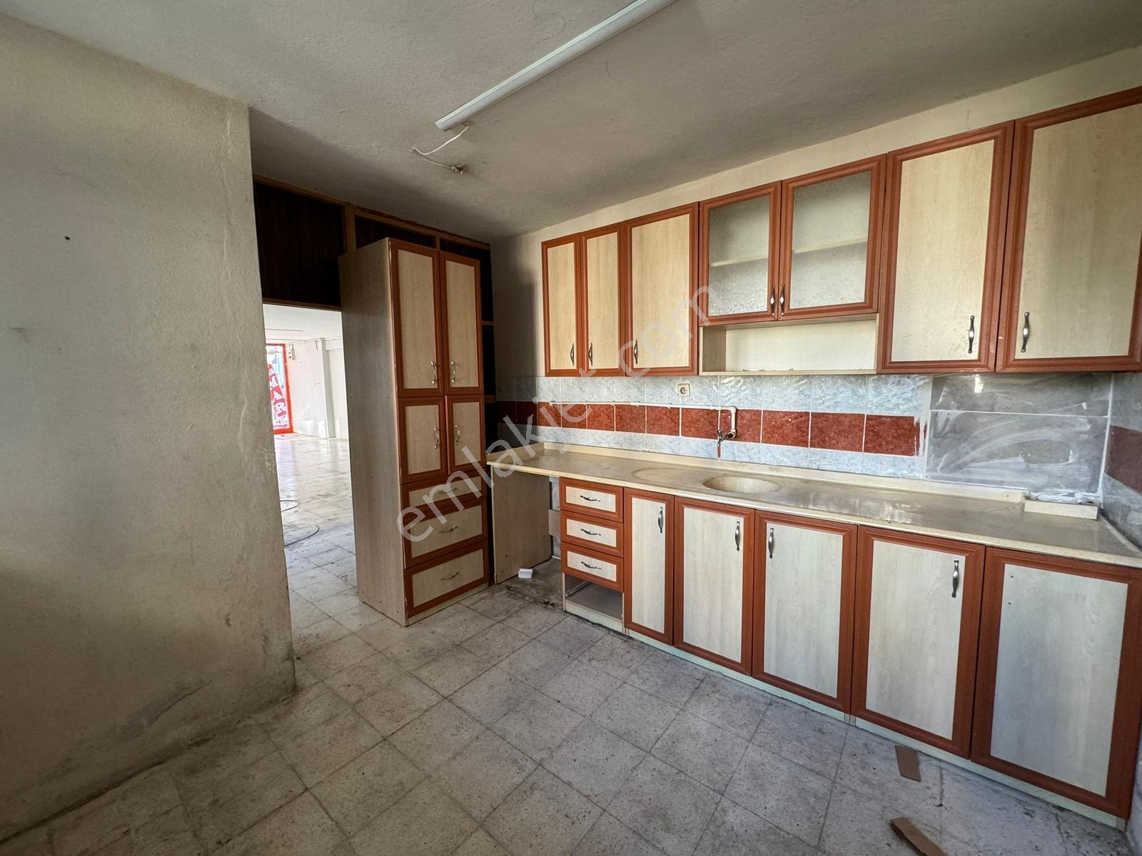 Sosyete Pazarı Cvr 100 M2+20 M2 Ön Kullanım/çok Amaçlı İşyeri !! - Görsel 9