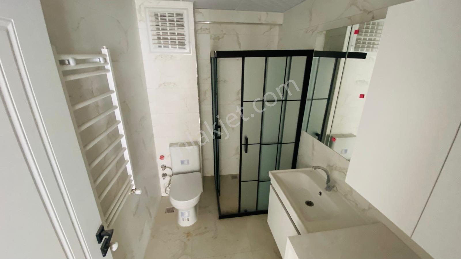 Kıran Gayrimenkul Den Manisa Yunusemre Muradiyede Satılık 2+1 Köşe Daire - Görsel 8