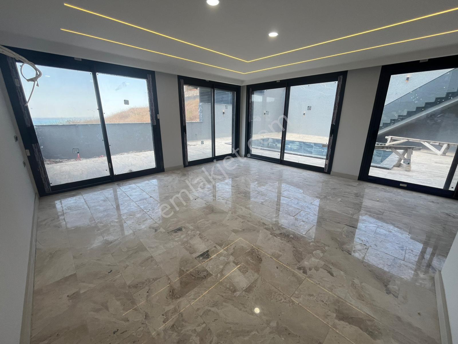 Didim Akbük'te Full Deniz Manzaralı Lüks 4+1 Villa Daire - Görsel 16