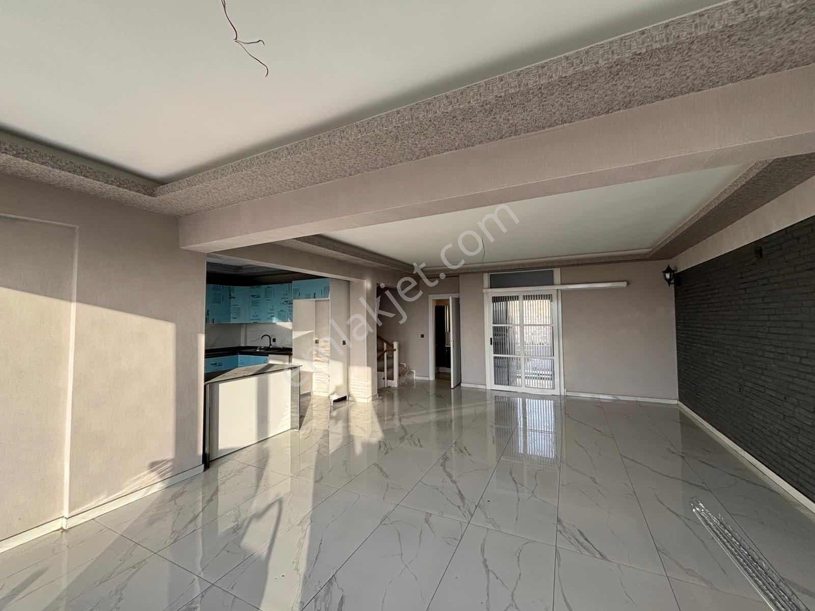 Kahramankazan Manzaralı 4.5+1 Havuzlu 250m2 Lüx Triplex Villa - Görsel 6
