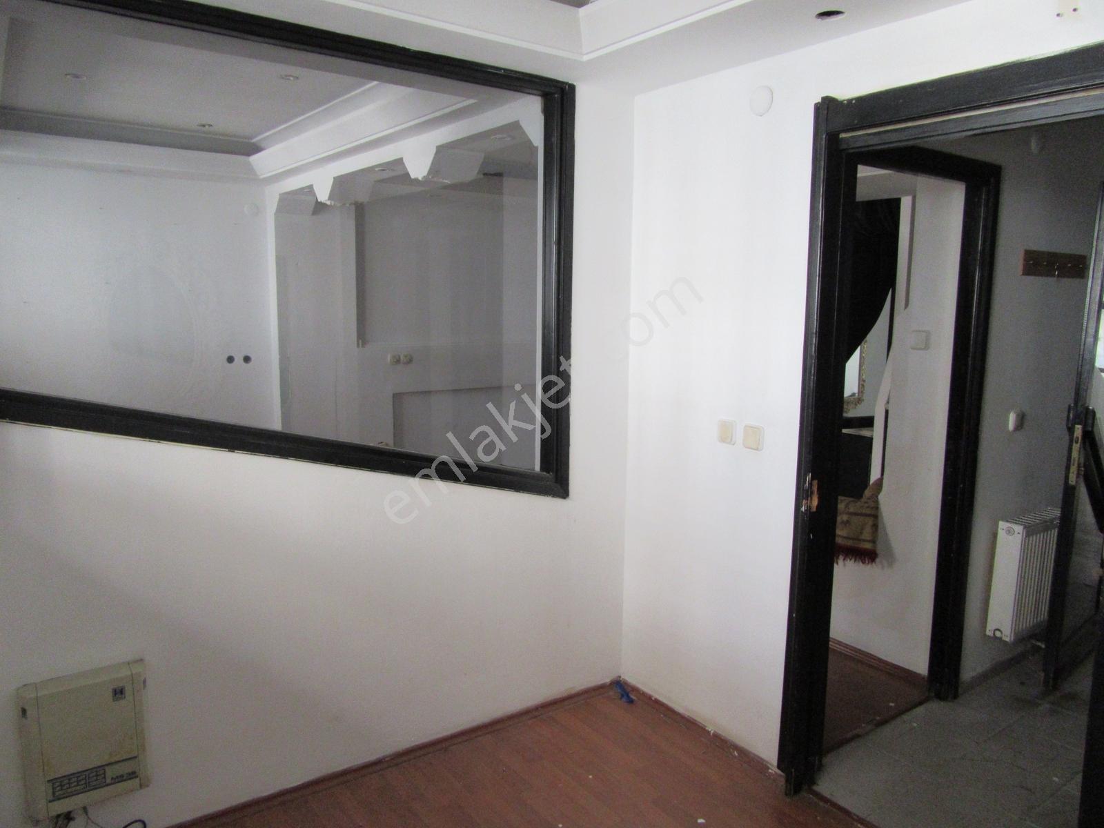 Emniyetevlerinde 280m2 Ters Dubleks Kiralık İşyeri - Görsel 23