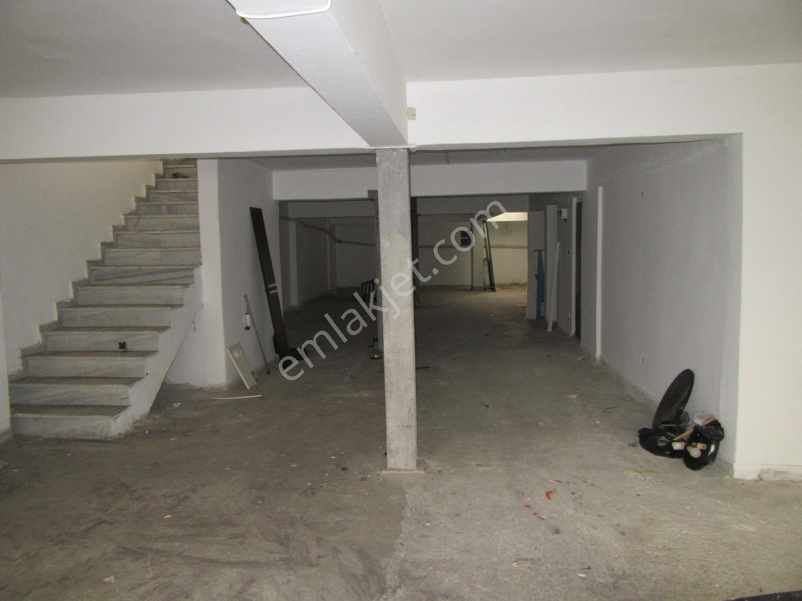 Emniyetevlerinde 280m2 Ters Dubleks Kiralık İşyeri - Görsel 19