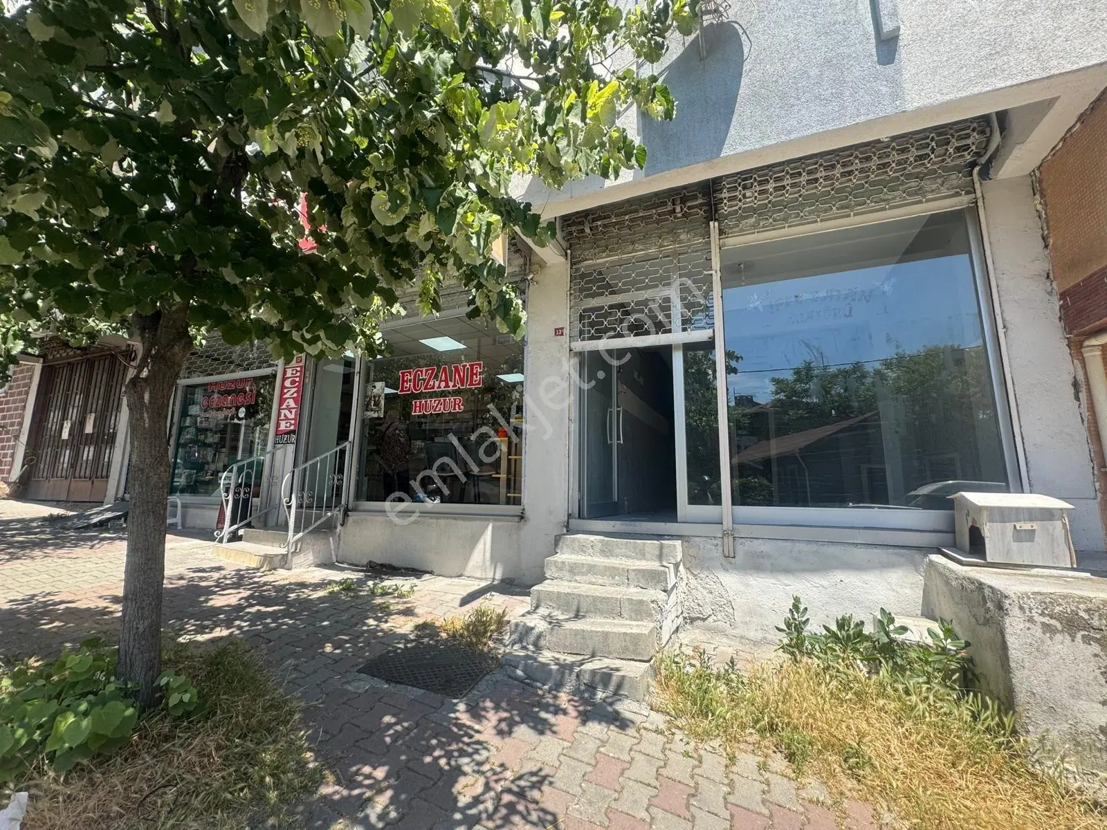 Ofis Büro Depo Lostura Salonu Ayakkapı Bernber Sucu Ve Bngibi