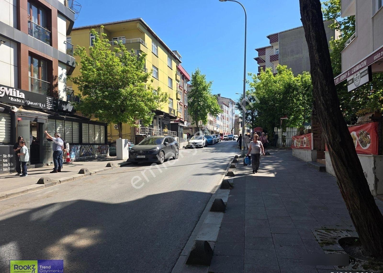 Sancaktepe Demokrasi Caddesi Üzerinde Kiralık Dükkan - Görsel 15