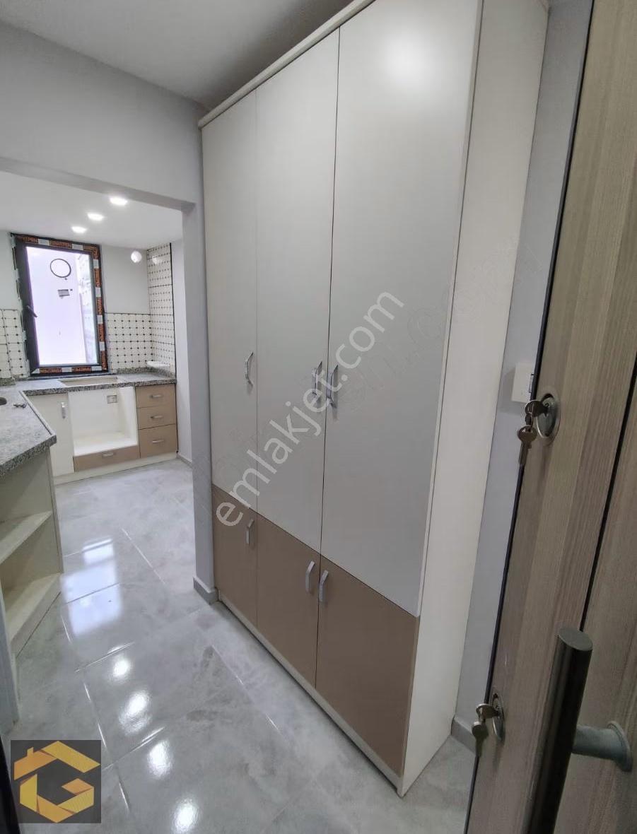 Kocamustafapaşa Merkezinde Sıfır 4+2 Dubleks Daire - Görsel 15