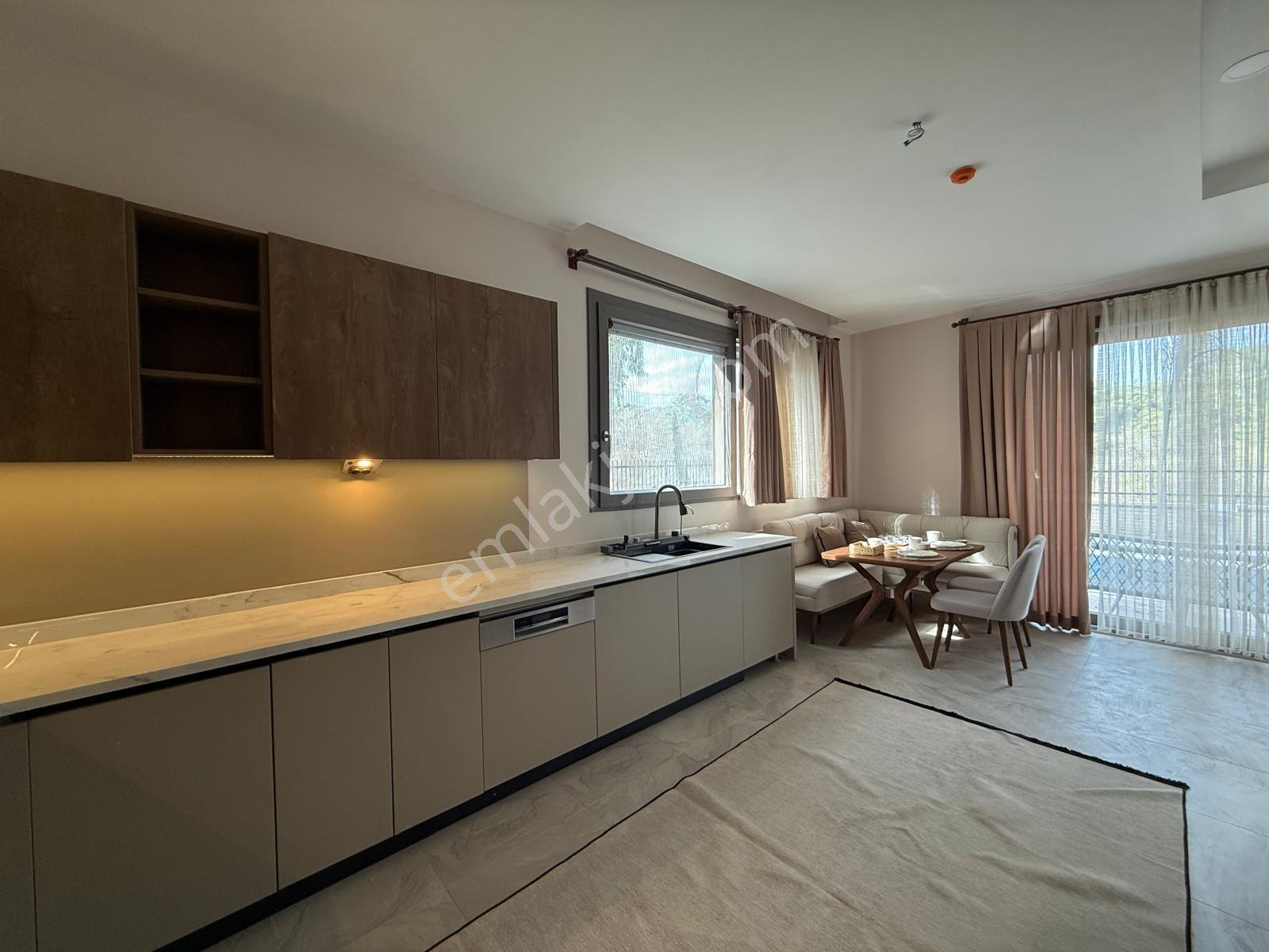 Antalya Düzlerçamı Safe City'de 5+1 Tripleks Müstakil Villa.. - Görsel 28