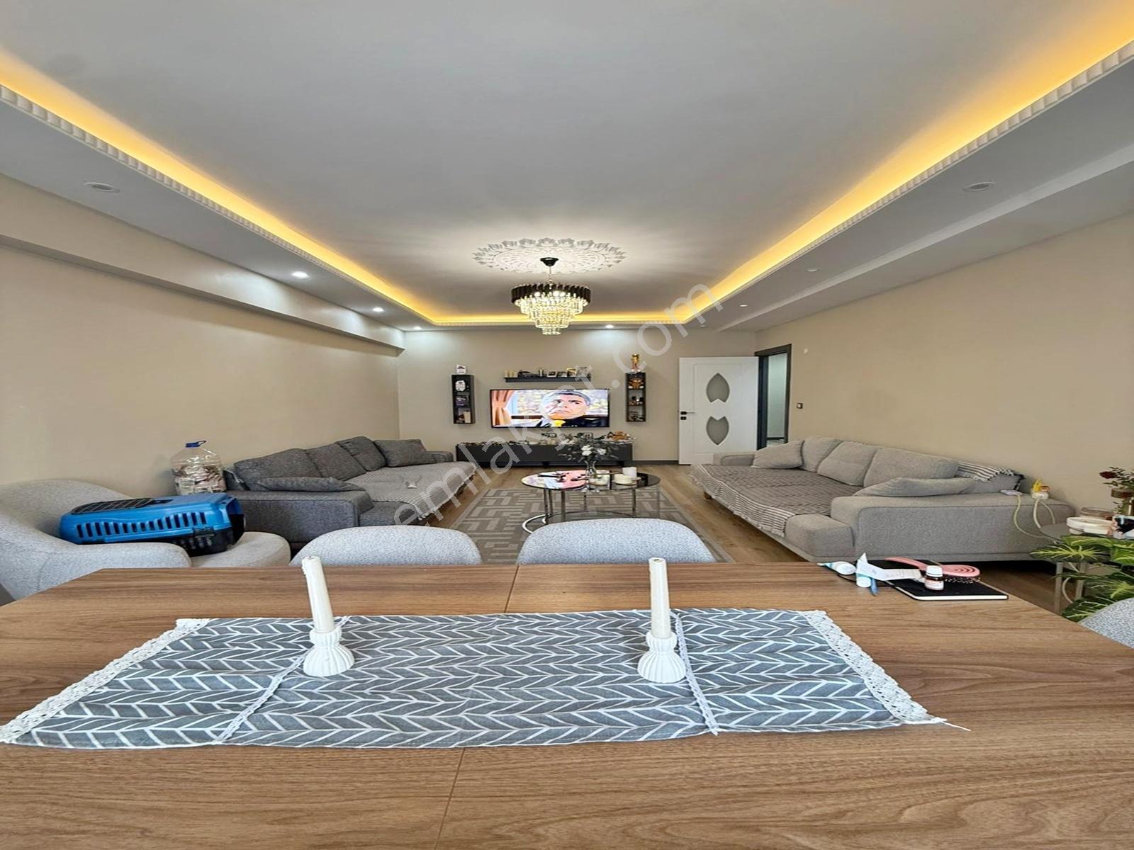 Konak Yapı'dan Geniş Kullanımlı 125 M² Ara Kat Daire!! - Görsel 33