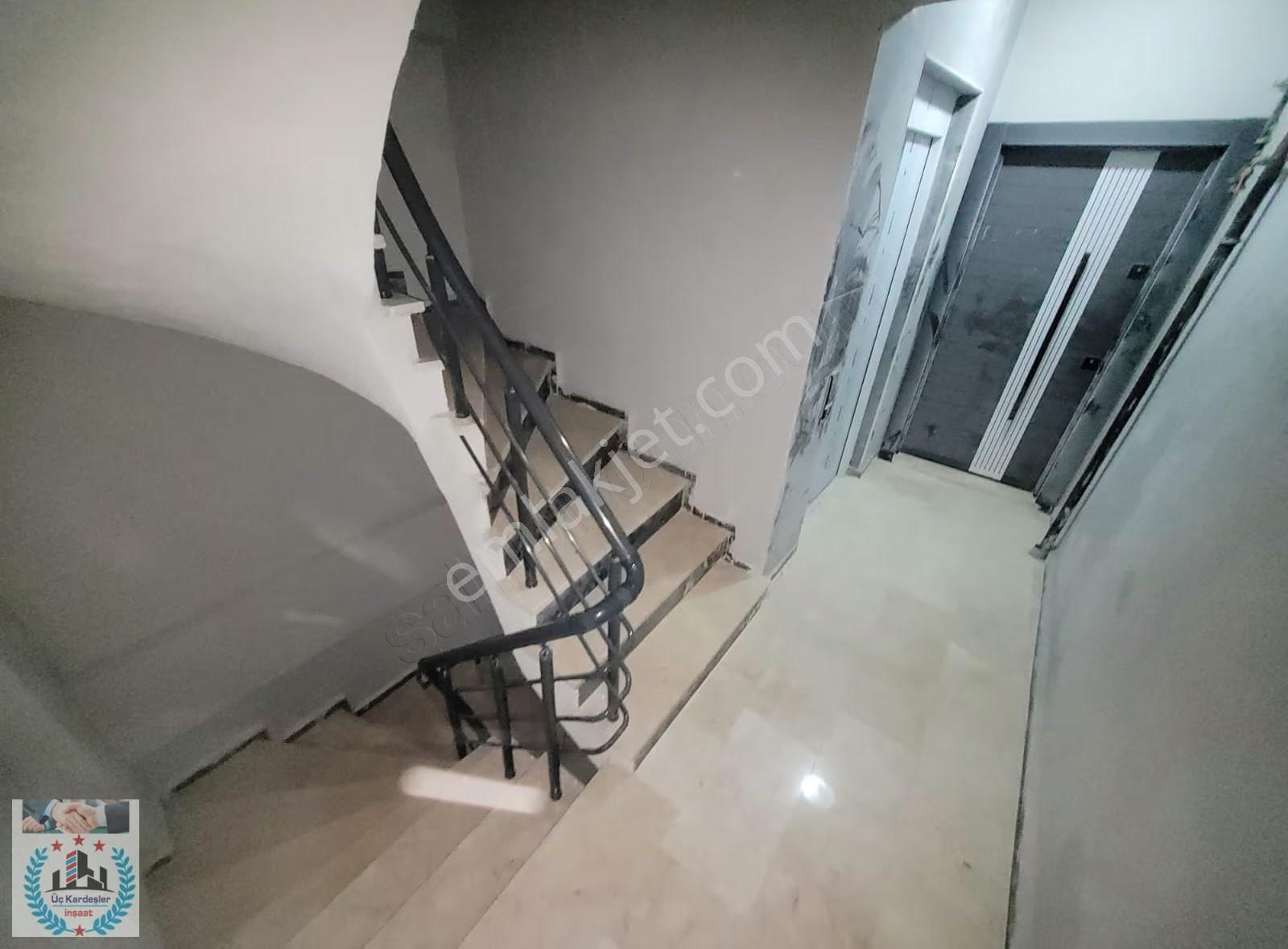 Üç Kardeşler'den Malkoçoğlu Mah Sıfır 2+1 105m² Orta Kat Daire - Görsel 4