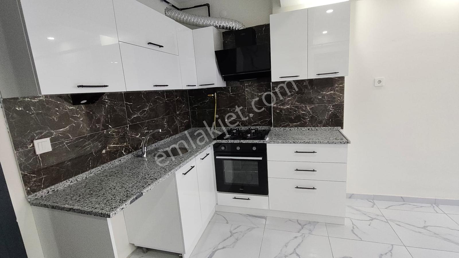 Estorıa'dan Emniyet Müd. Yanı Ara Kat Sıfır 1+1 Kiralık Daire - Görsel 6