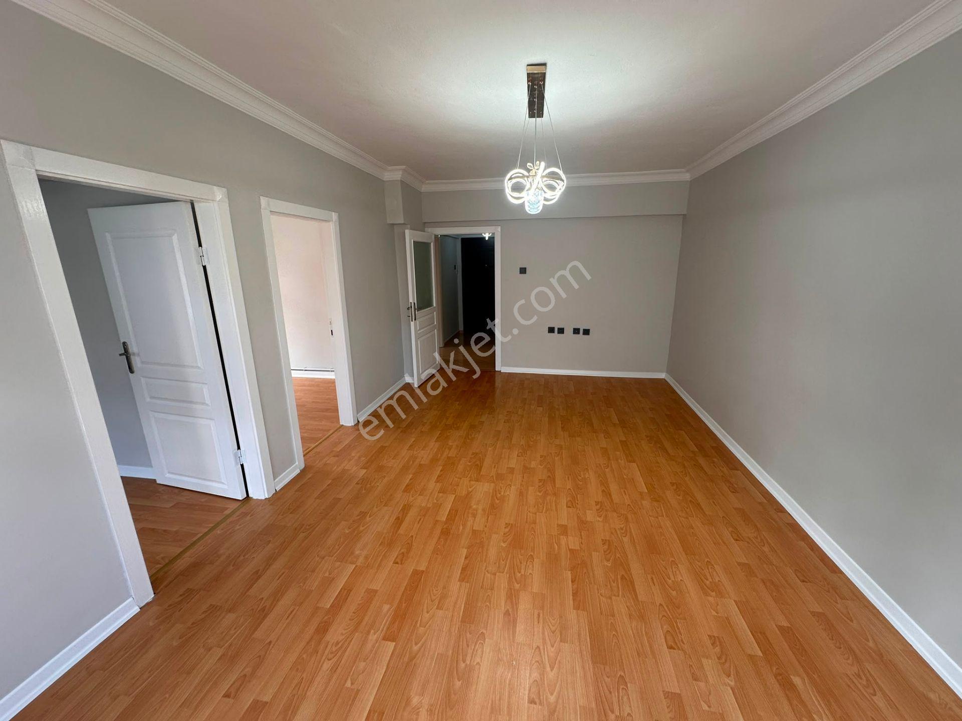 General Zeki Doğanda Natoyolu Yakını 3+1 Masrafsız 110m2 Daire - Görsel 12