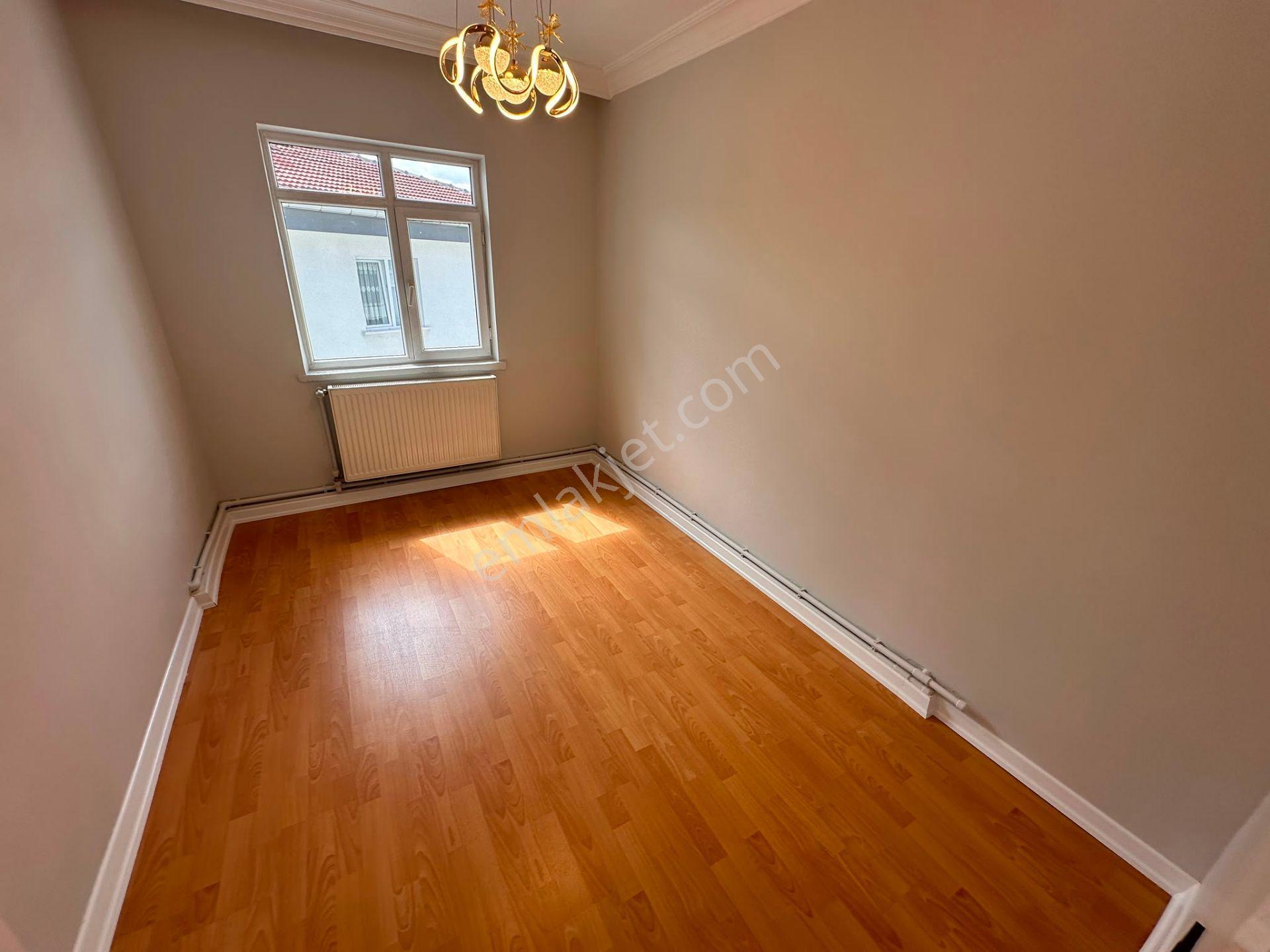 General Zeki Doğanda Natoyolu Yakını 3+1 Masrafsız 110m2 Daire - Görsel 22