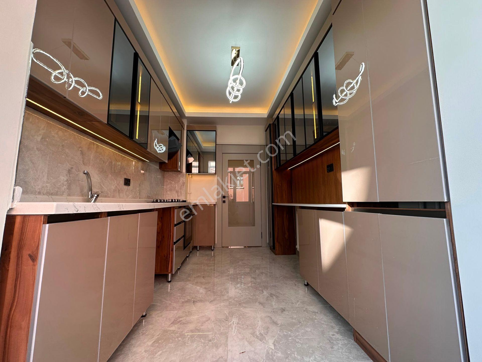 Kurtuluş Parkı Karşısı Bağımsız Öncephe 3+1 130m2 Ultralüx Daire - Görsel 16