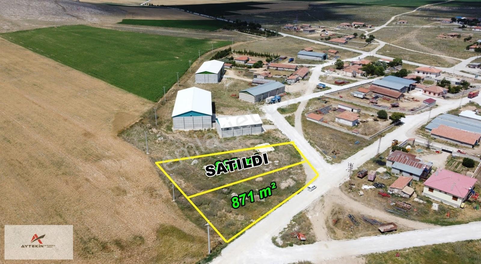 871 M2 İki Kat Konut İmarlı Köşe Parsel Müstakil Tapulu - Görsel 6