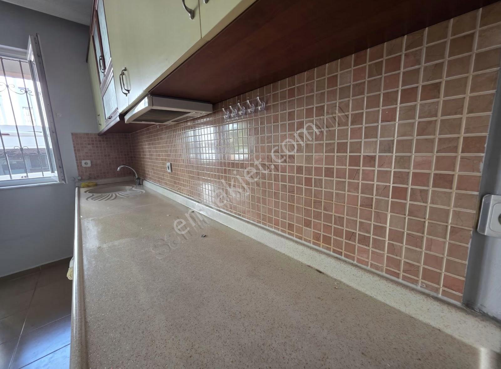 Böylesi Zor.. Kızıltoprak Çok Geniş Temiz 2+1 Kiralık - Görsel 8