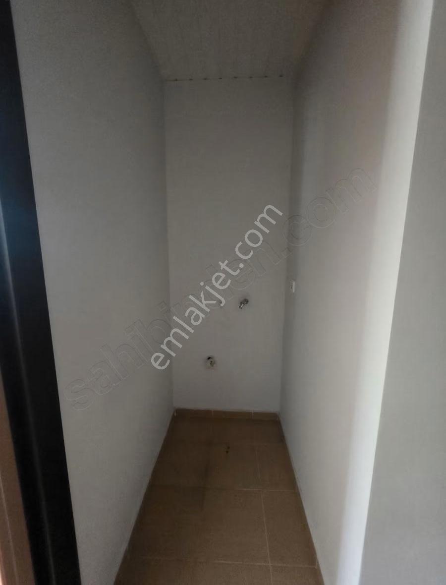 Böylesi Zor.. Kızıltoprak Çok Geniş Temiz 2+1 Kiralık - Görsel 6
