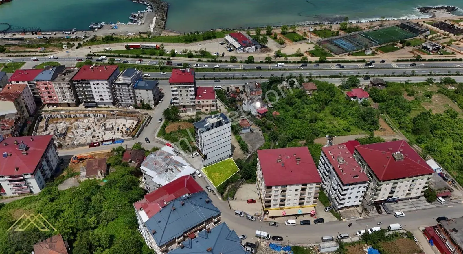 Trabzon Arsin'de Ticari + Konut İmarlı Fırsat Arsa - Görsel 3