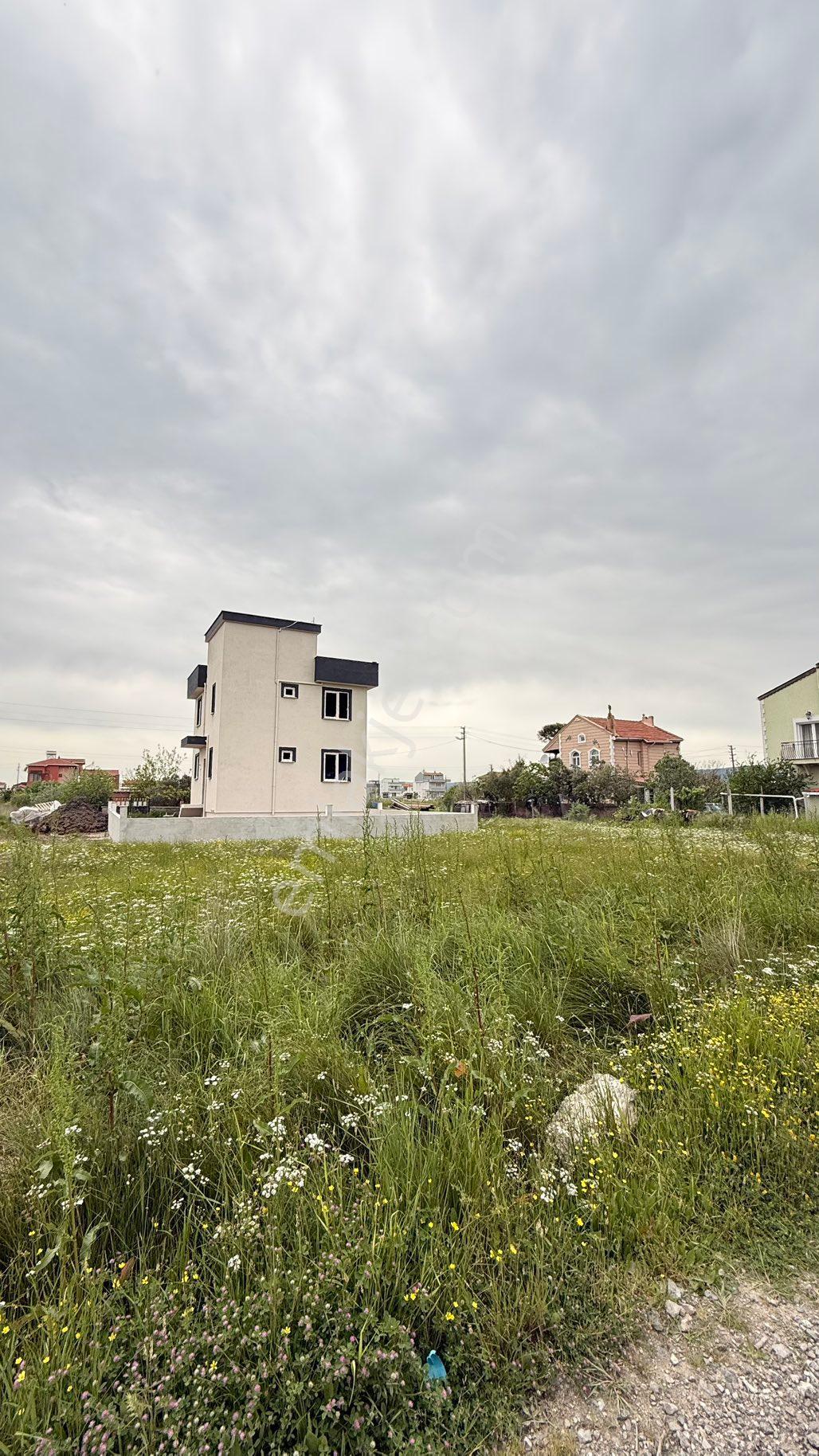 Çanakkale Umurbey'de Deniz Manzaralı Satılık İmarlı Arsa - Görsel 2