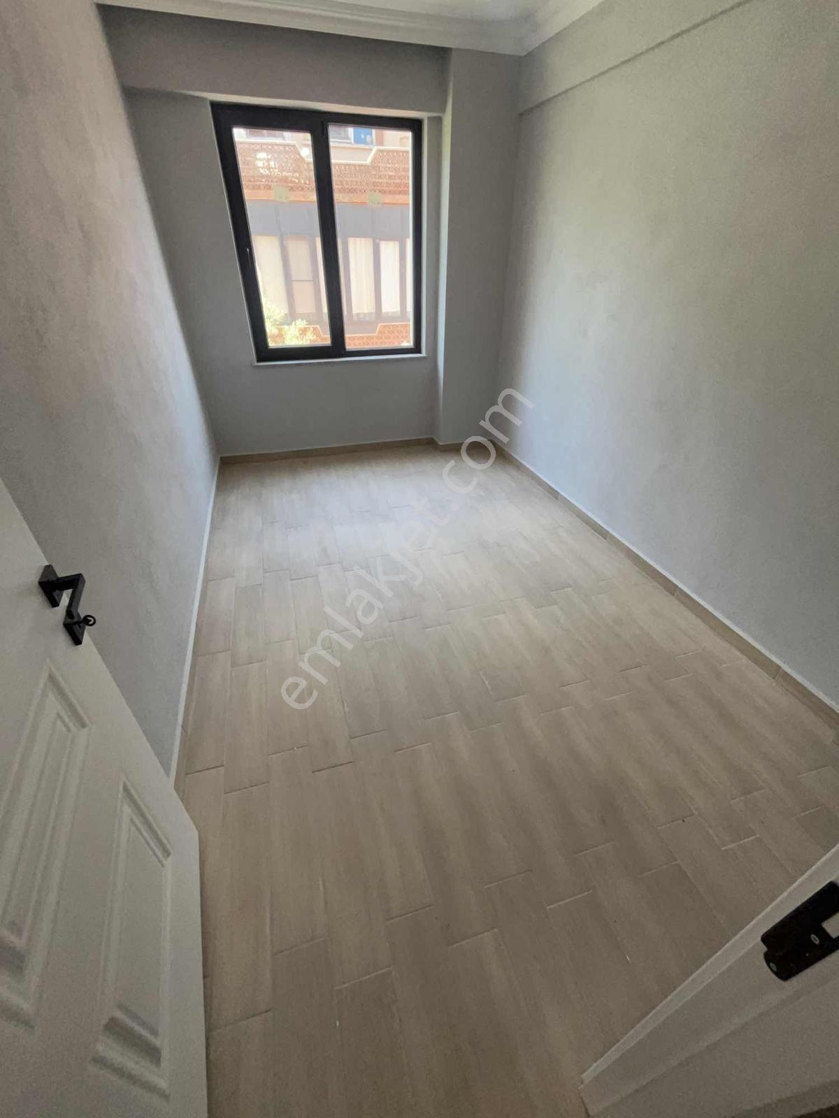 Bigadiç Merkez'de Sıfır Asansörlü Binada Satılık 1+1 Daire - Görsel 15