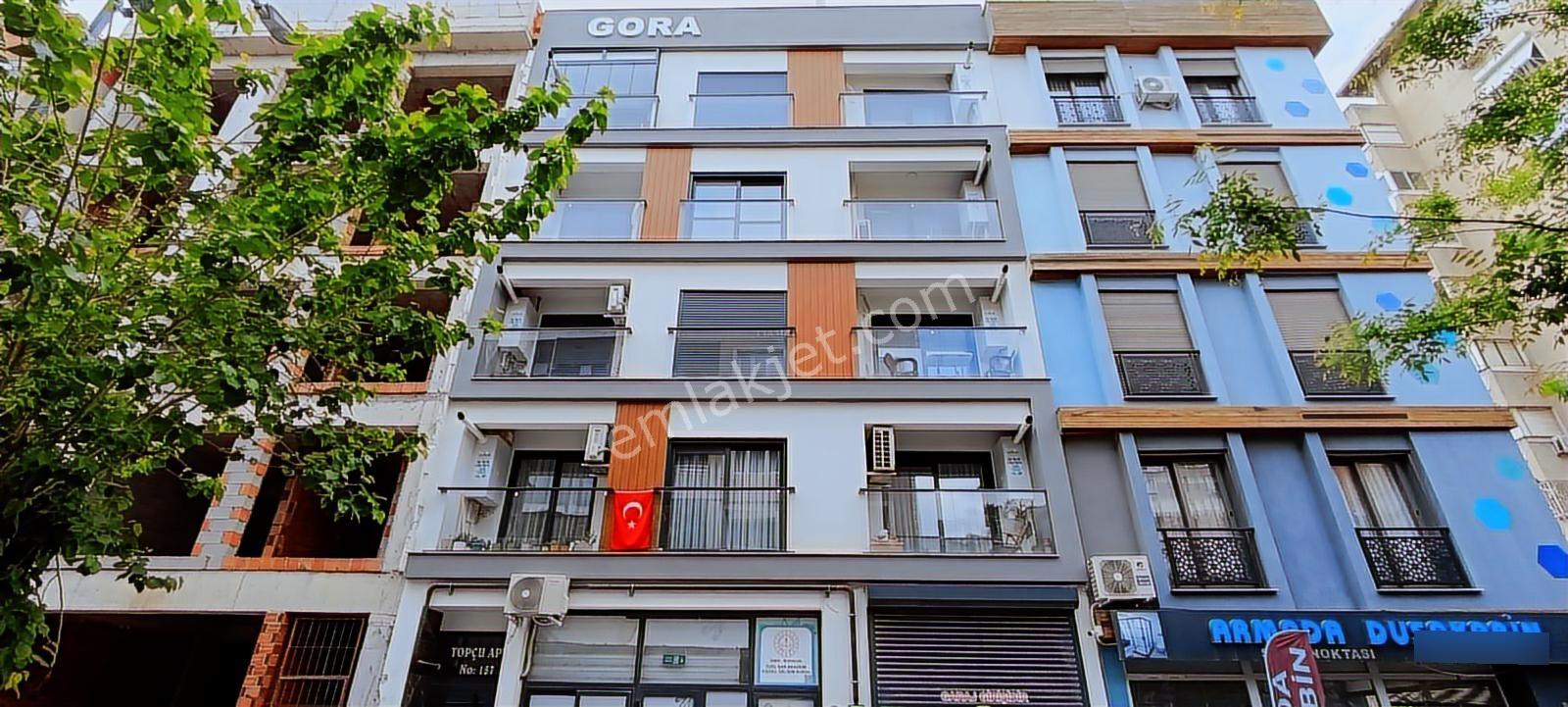 İzmir Bornova Ergene Mah.lüx Kiralık 1+1 Daire
