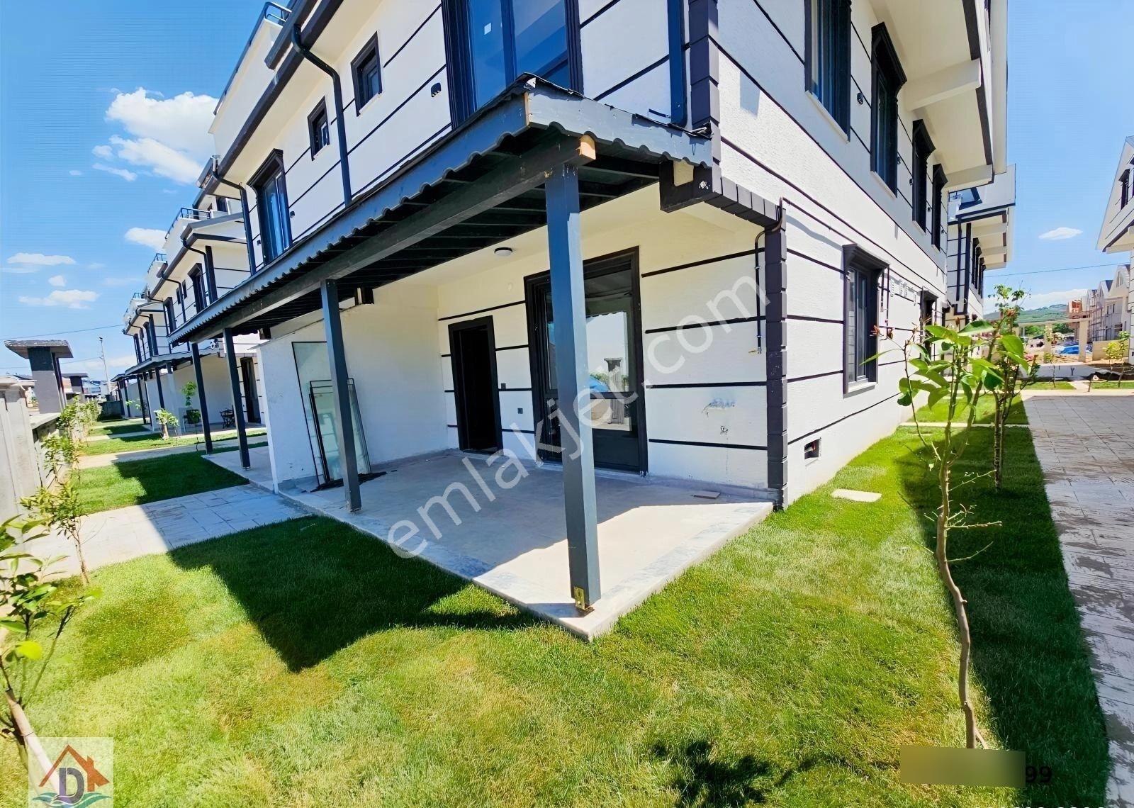Deniz'den 4+1 Ön Cephe , Yerden Isıtmalı,bahçeli Villa - Görsel 7