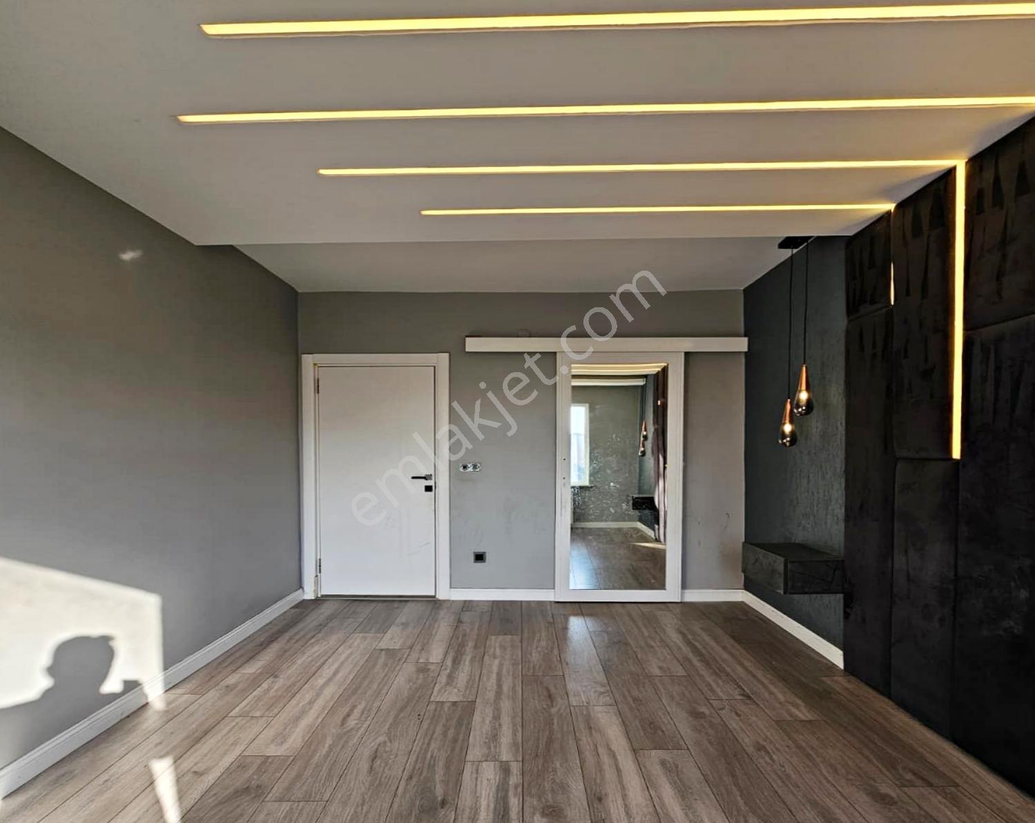 Barış Mahallesinde Site İçi Tadilatlı Saunalı 3+1satılık Daire - Görsel 3