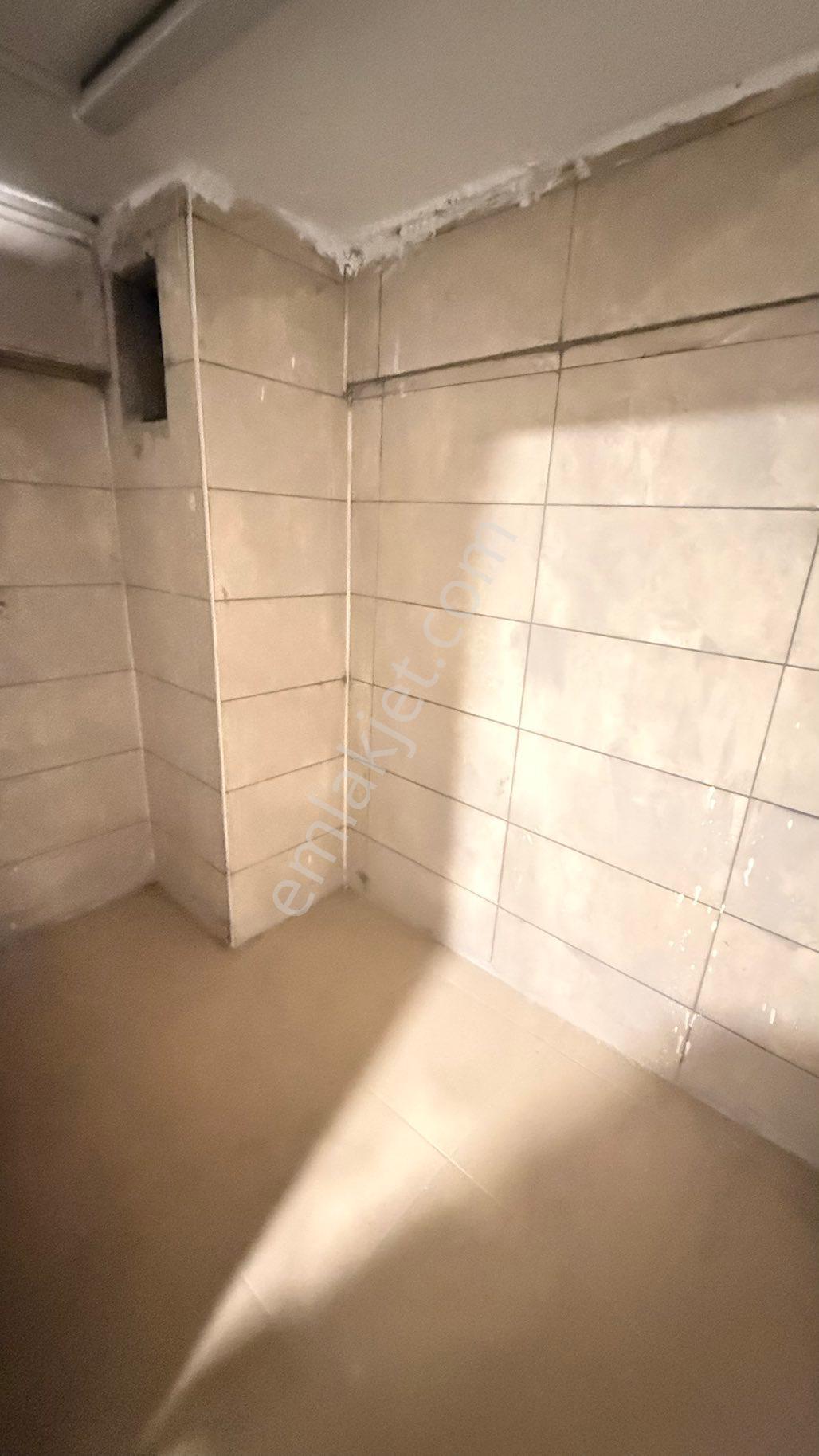 Çanakkale Ezine Yeni Sanayi Sitesinde Kiralık Bodrumlu Dükkan - Görsel 12