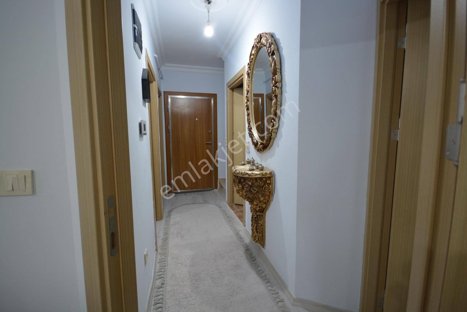 Satılık 160 M² Yunus Emre Mah. 3+1 Lüks Üst Dubleks Daire - Görsel 14