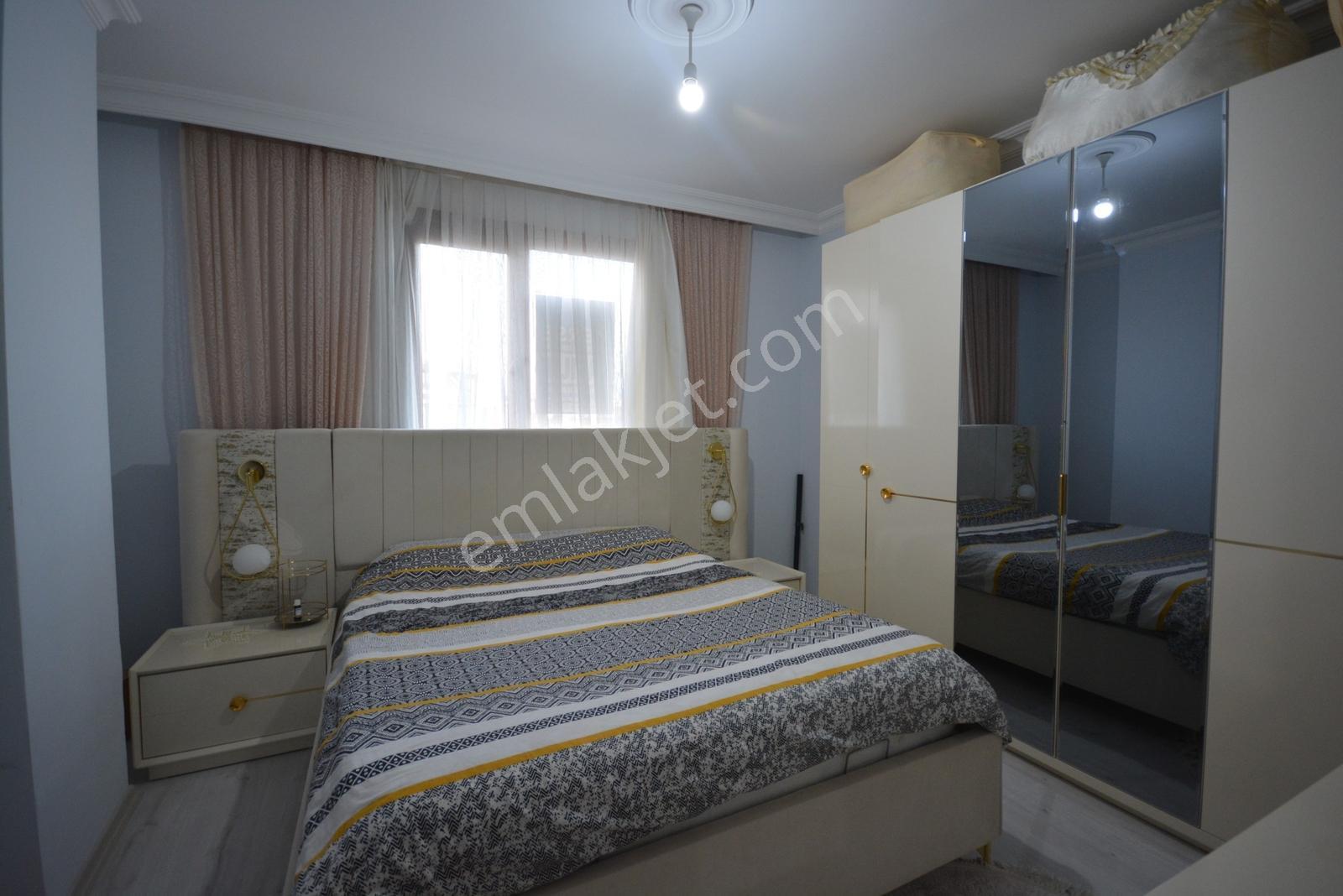 Satılık 160 M² Yunus Emre Mah. 3+1 Lüks Üst Dubleks Daire - Görsel 5