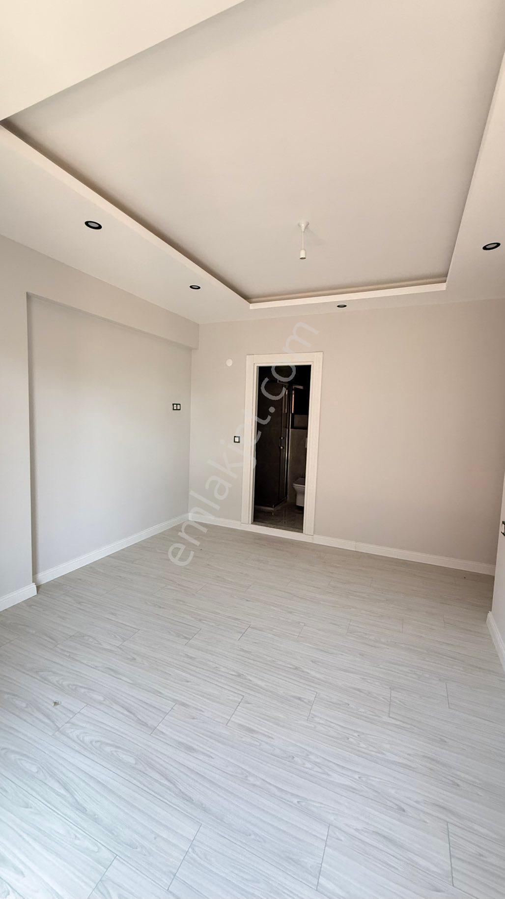 Çanakkale Esenler Mahallesi'nde Kiralık 2+1 Daire - Görsel 9