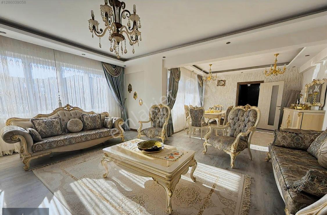 Fsm'de Harika Konumda Özel Yapım 3+2 Geniş Dublex Satılık Daire