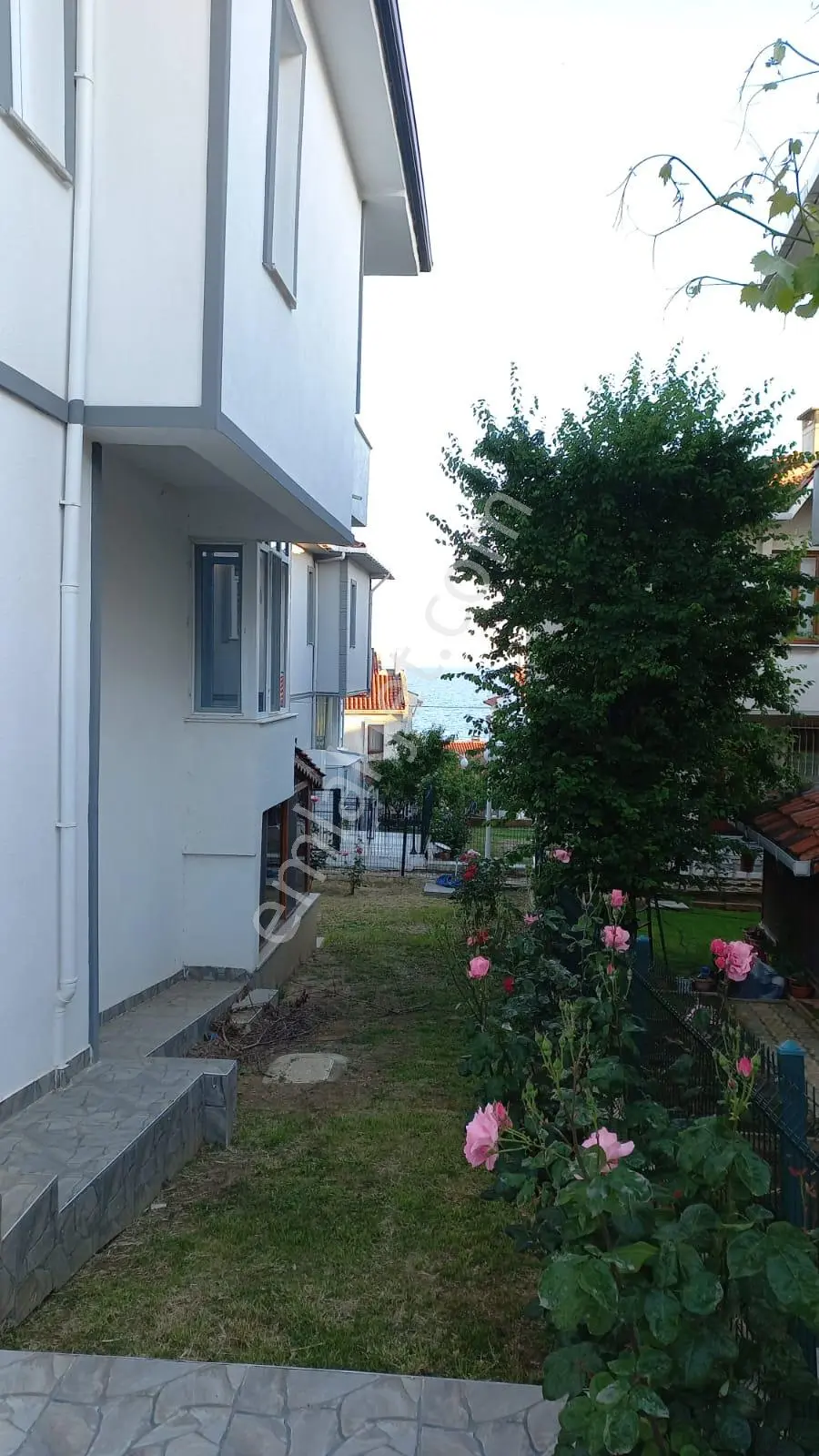 Tekirdağ-sahil'de Marmara Setur Evlerinde Satılık İkiz Bina
