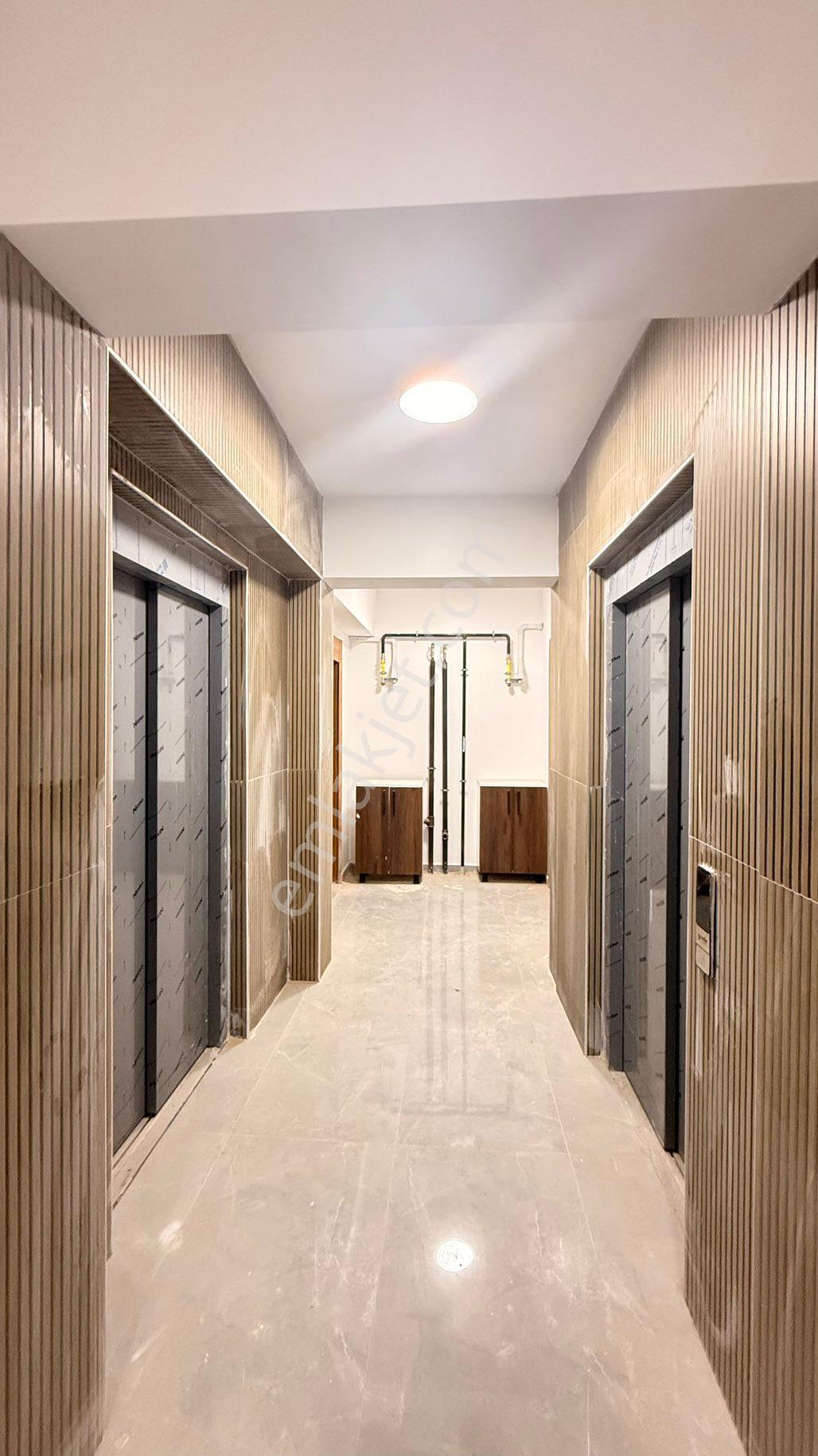 Çanakkale Esenler Mahallesi Site İçinde Kiralık 3+1 - Görsel 3