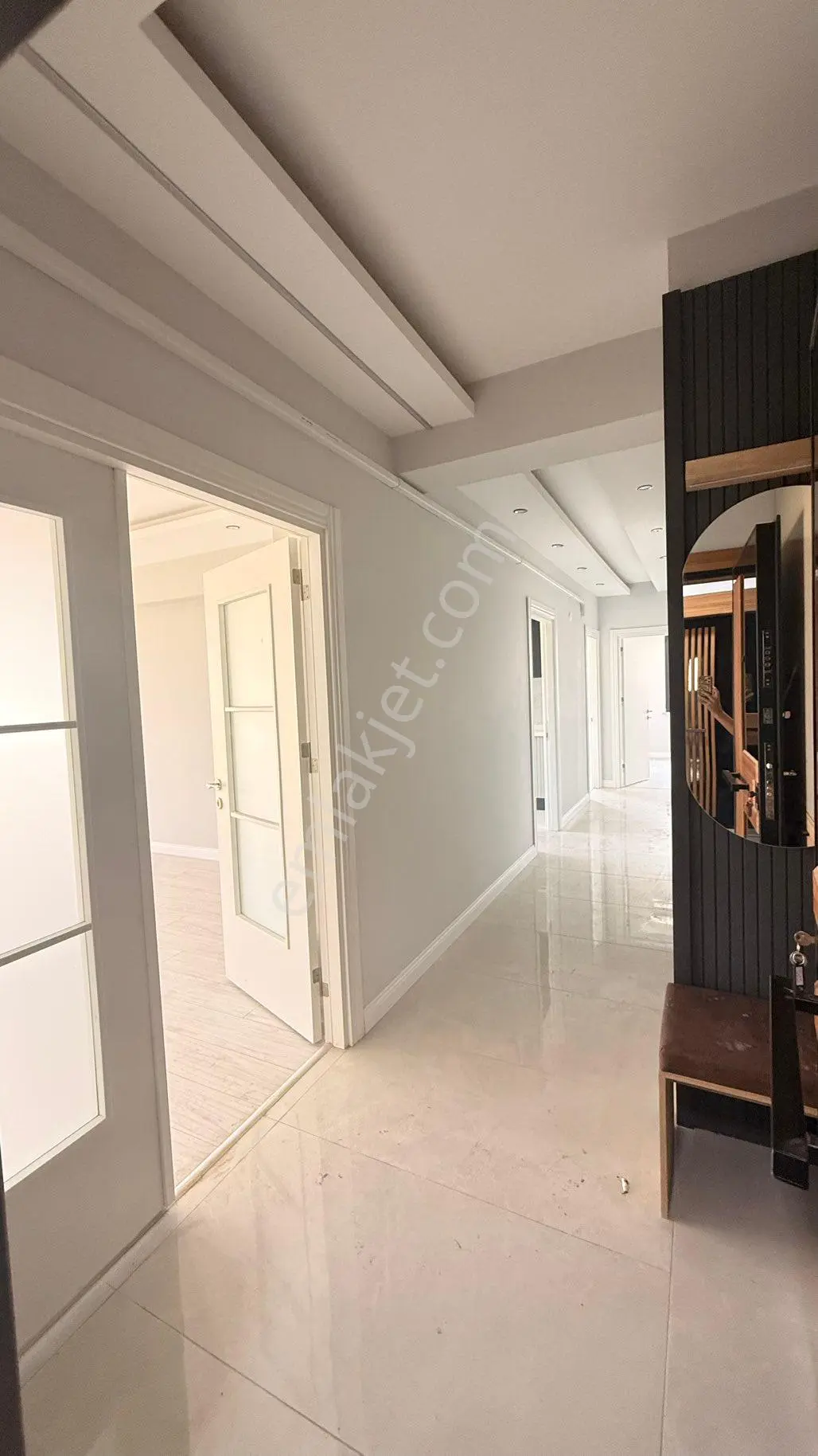 Çanakkale Esenler Mahallesi Site İçinde Kiralık 3+1 - Görsel 4