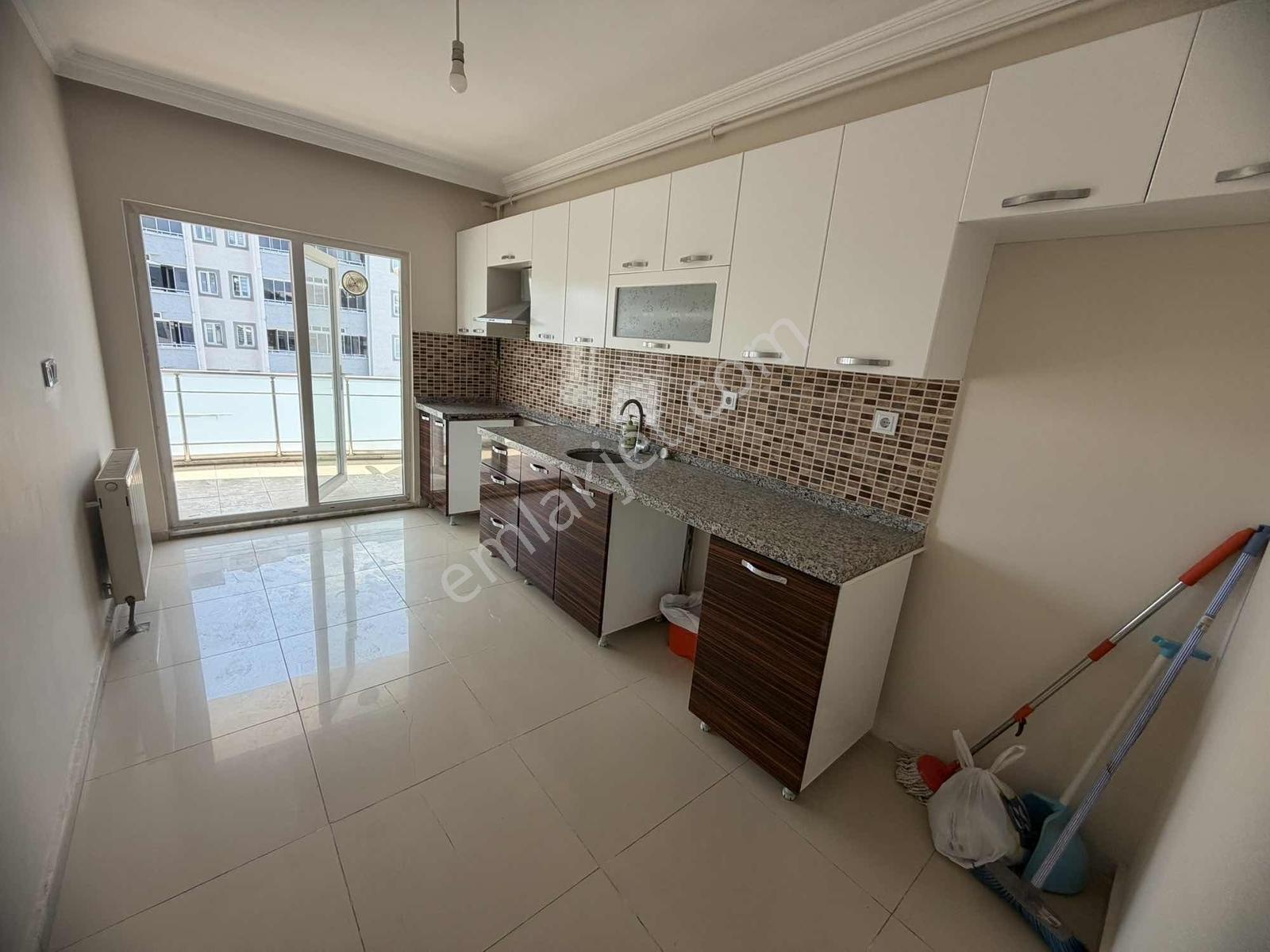 Millet Mahallesi Derya Caddesinde Satılık 4+1 Dubleks Daire - Görsel 4