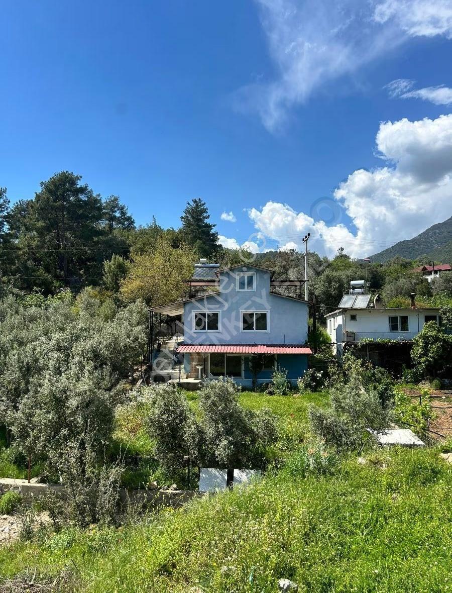İncirköy Merkez'de Müstakil Yaşam Sunan 3+1 Kiralık Ev - Görsel 27