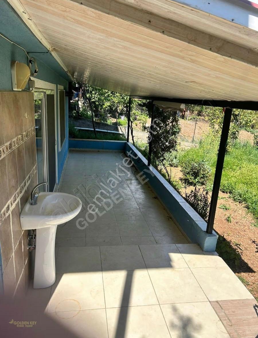 İncirköy Merkez'de Müstakil Yaşam Sunan 3+1 Kiralık Ev - Görsel 23