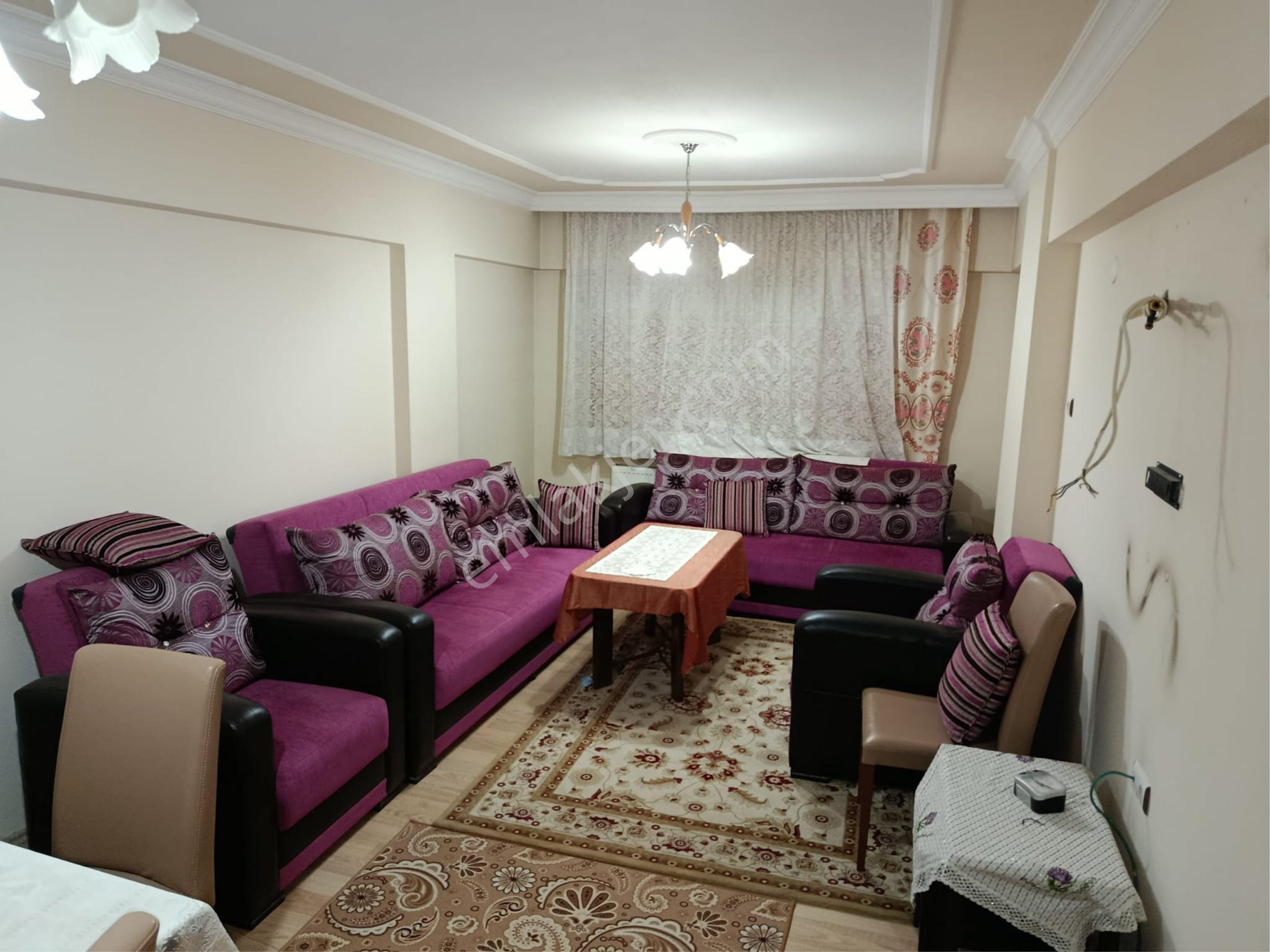 Nazilli Merkezi Konumda Eşyalı3+1 Kiralık Daire