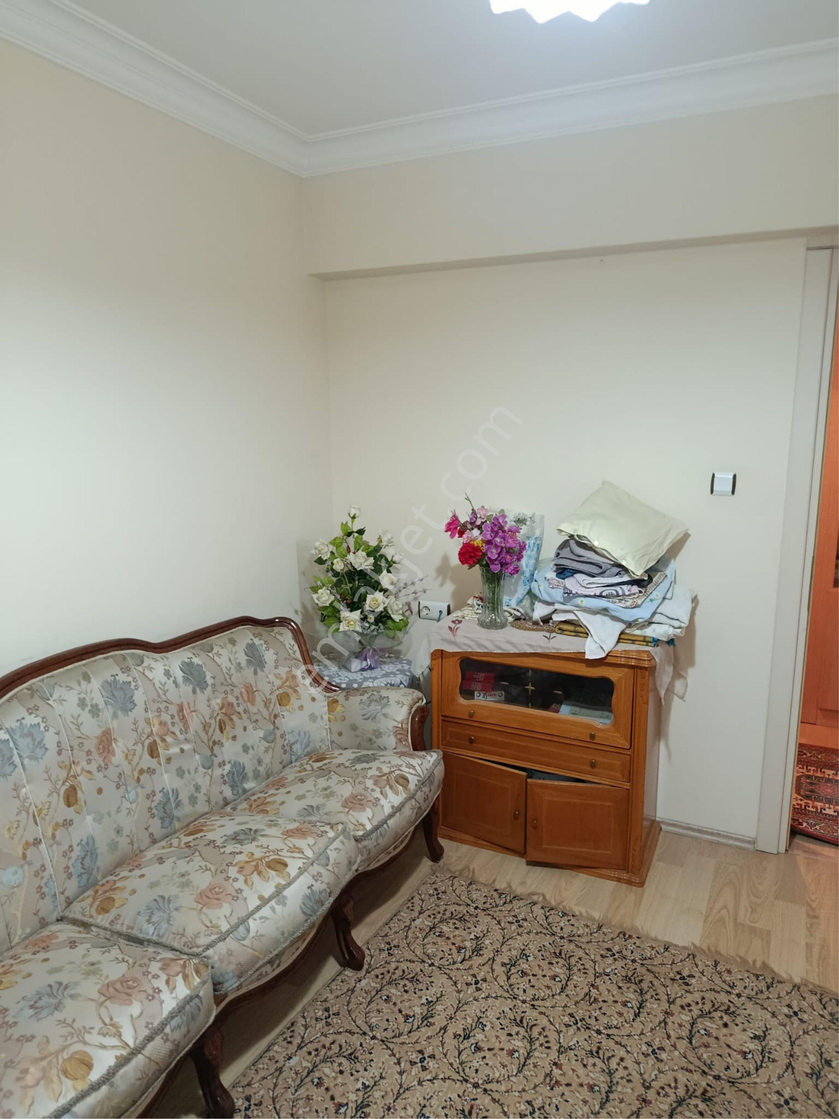 Nazilli Merkezi Konumda Eşyalı3+1 Kiralık Daire - Görsel 5