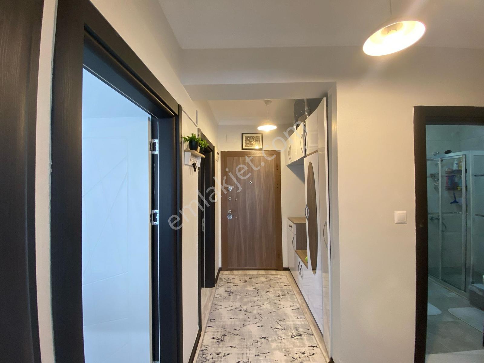 Çalı Gümüşlük'te Merkezi Konumda Geniş Daire - Görsel 10