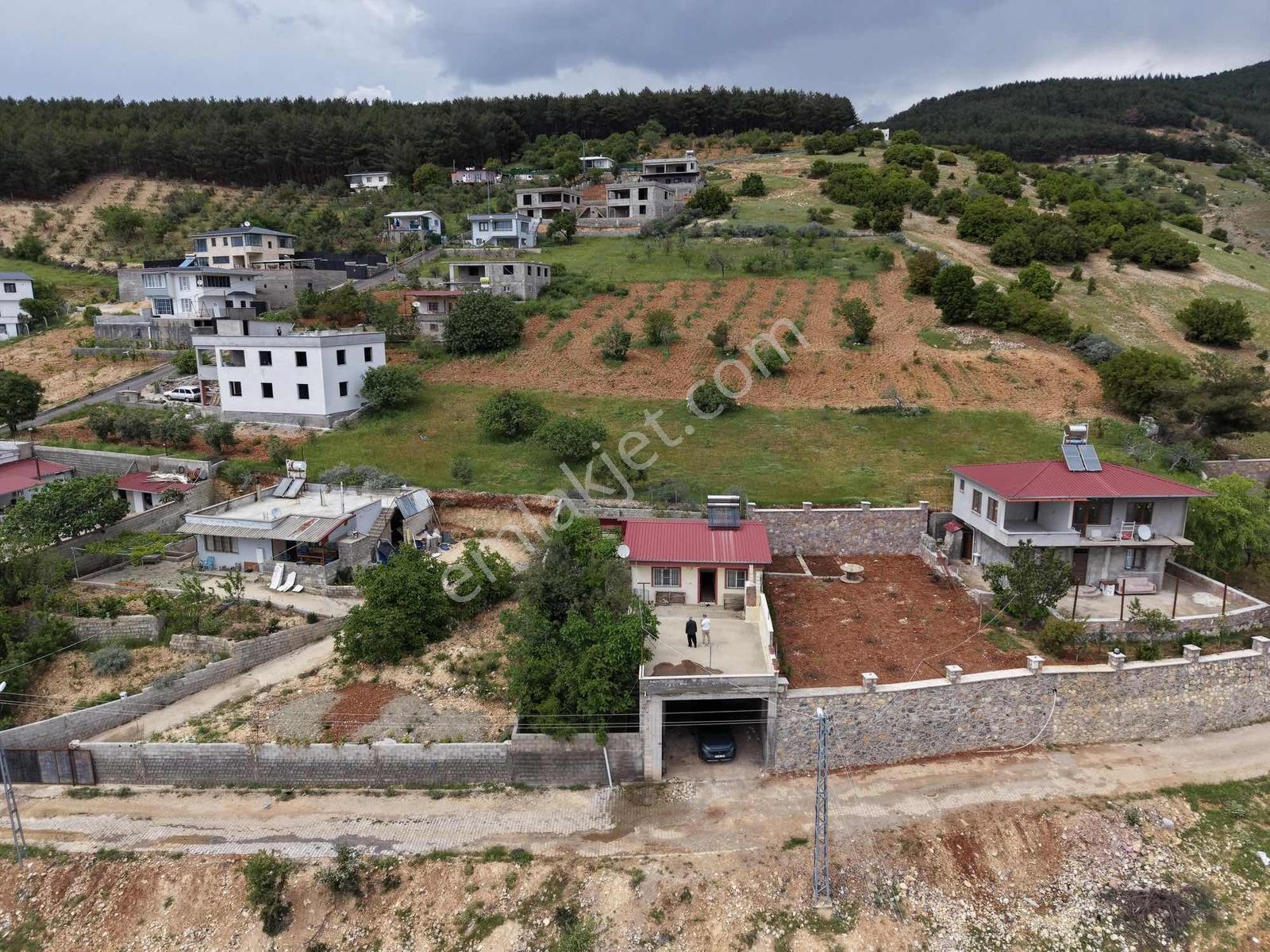 Şehre 5 Dakika Mesafede, Doğayla İç İçe Eşsiz Yaşam Fırsatı! - Görsel 13