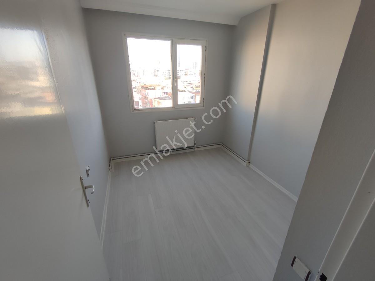 Bayraklı Manavkuyu Geniş Ve Ferah, Bakımlı Kiralık 3+1 Daire - Görsel 16