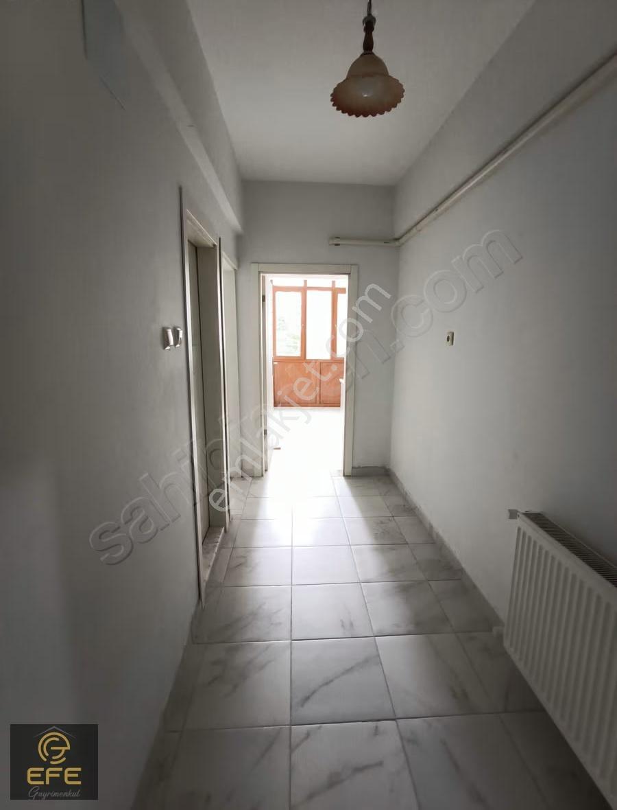 Efe Gayrimenkulden Orta Mahallede Kiralık 2+1 Daire - Görsel 16
