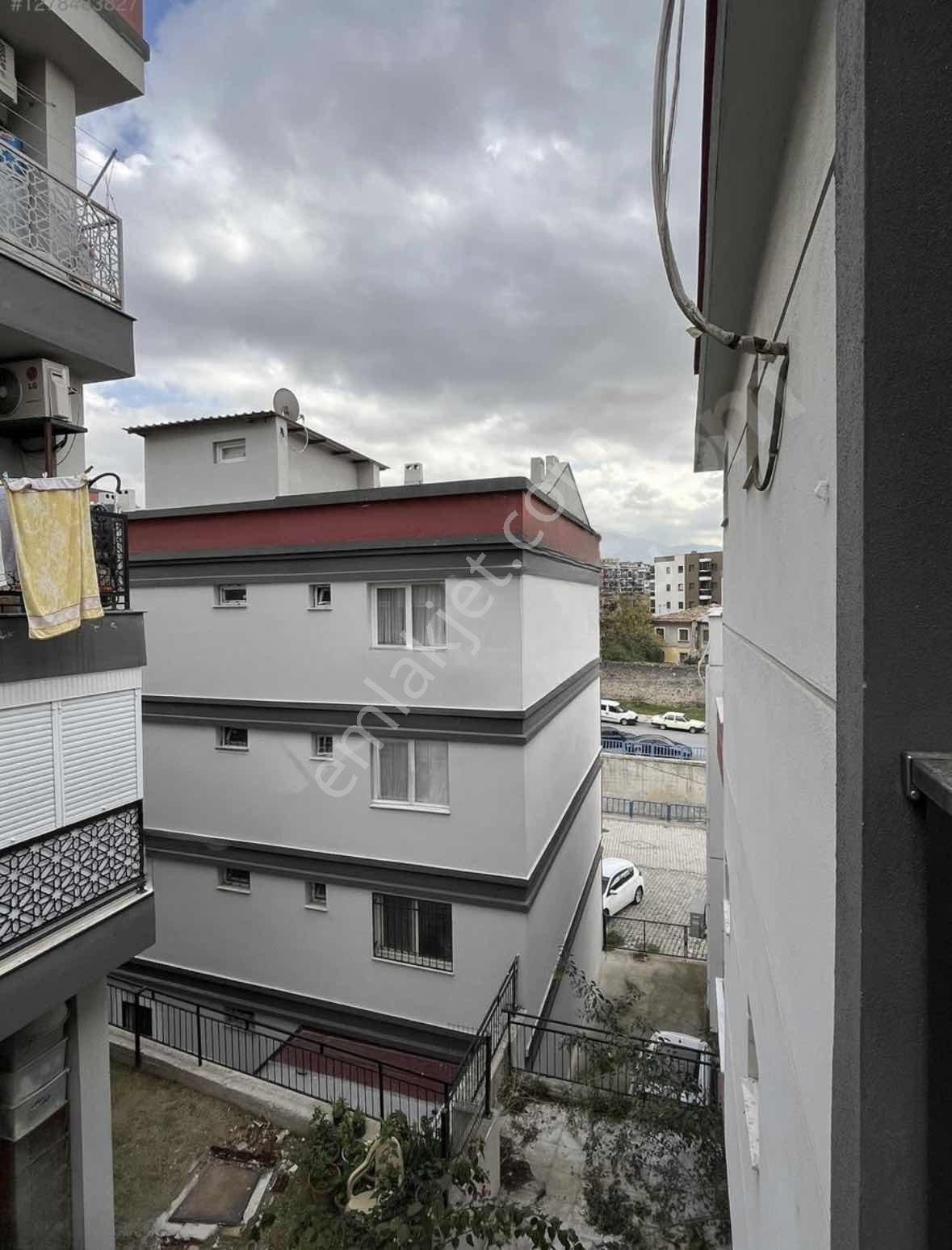 Doğa Dostu'ndan Bornova Merkez 'de Hemen Oturuma Hazır 1+1 - Görsel 18