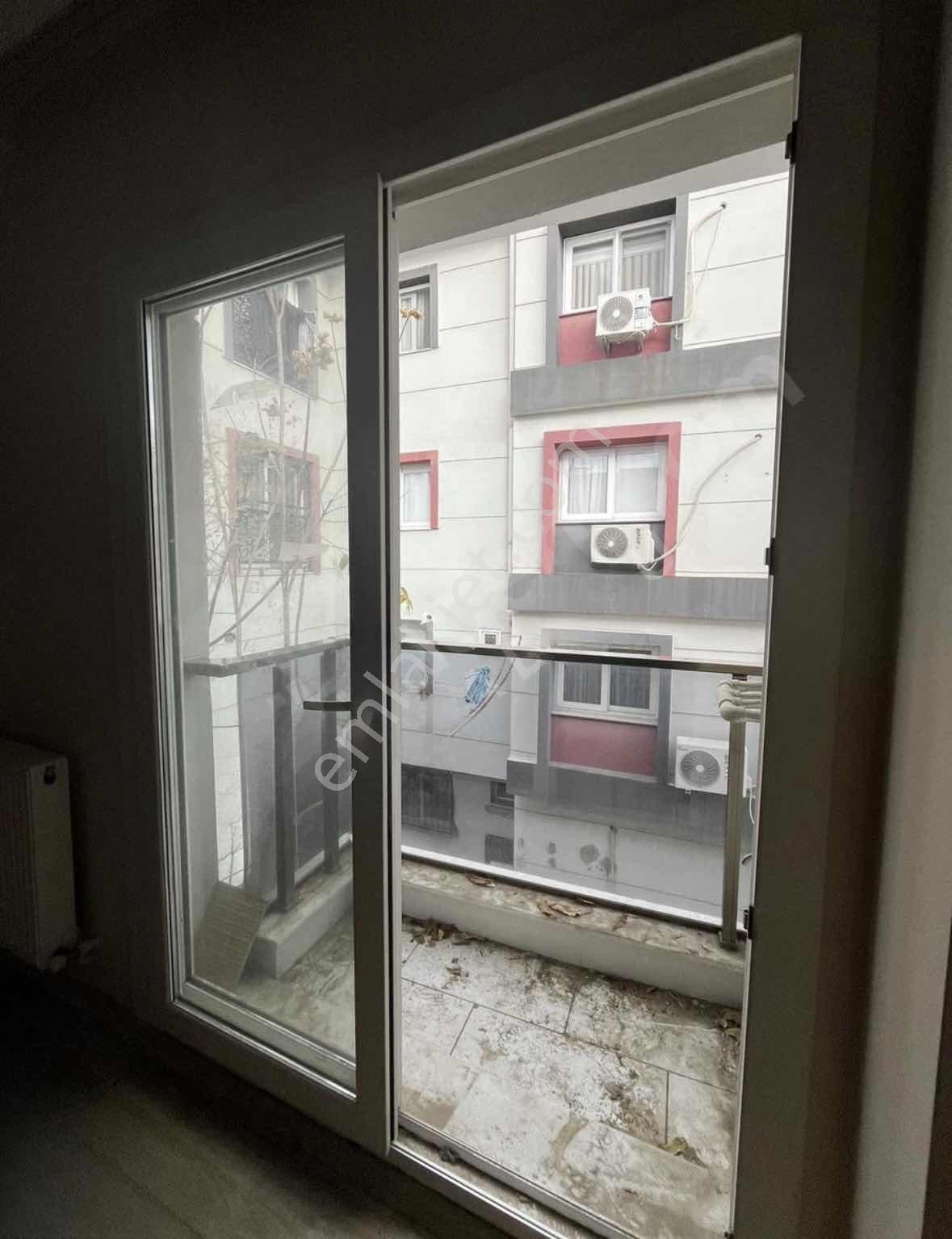 Doğa Dostu'ndan Bornova Merkez 'de Hemen Oturuma Hazır 1+1 - Görsel 17