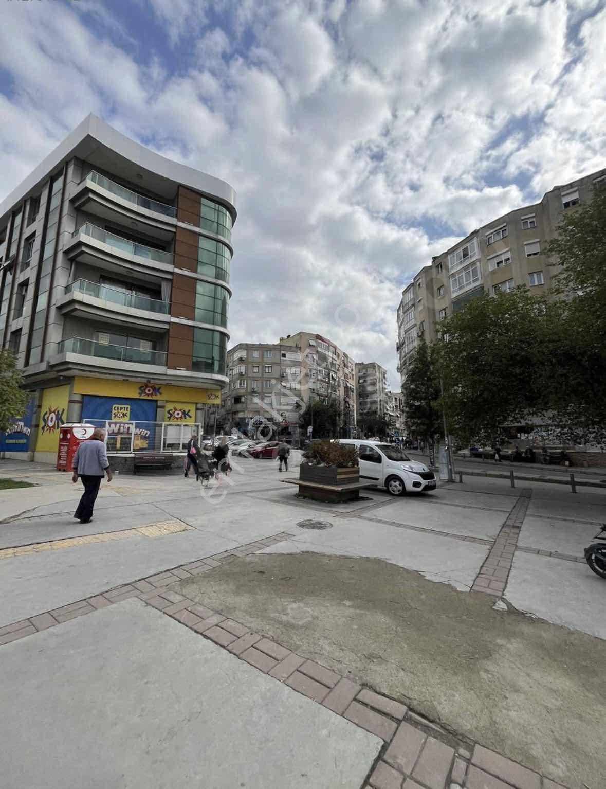 Doğa Dostu'ndan Bornova Merkez 'de Hemen Oturuma Hazır 1+1 - Görsel 23